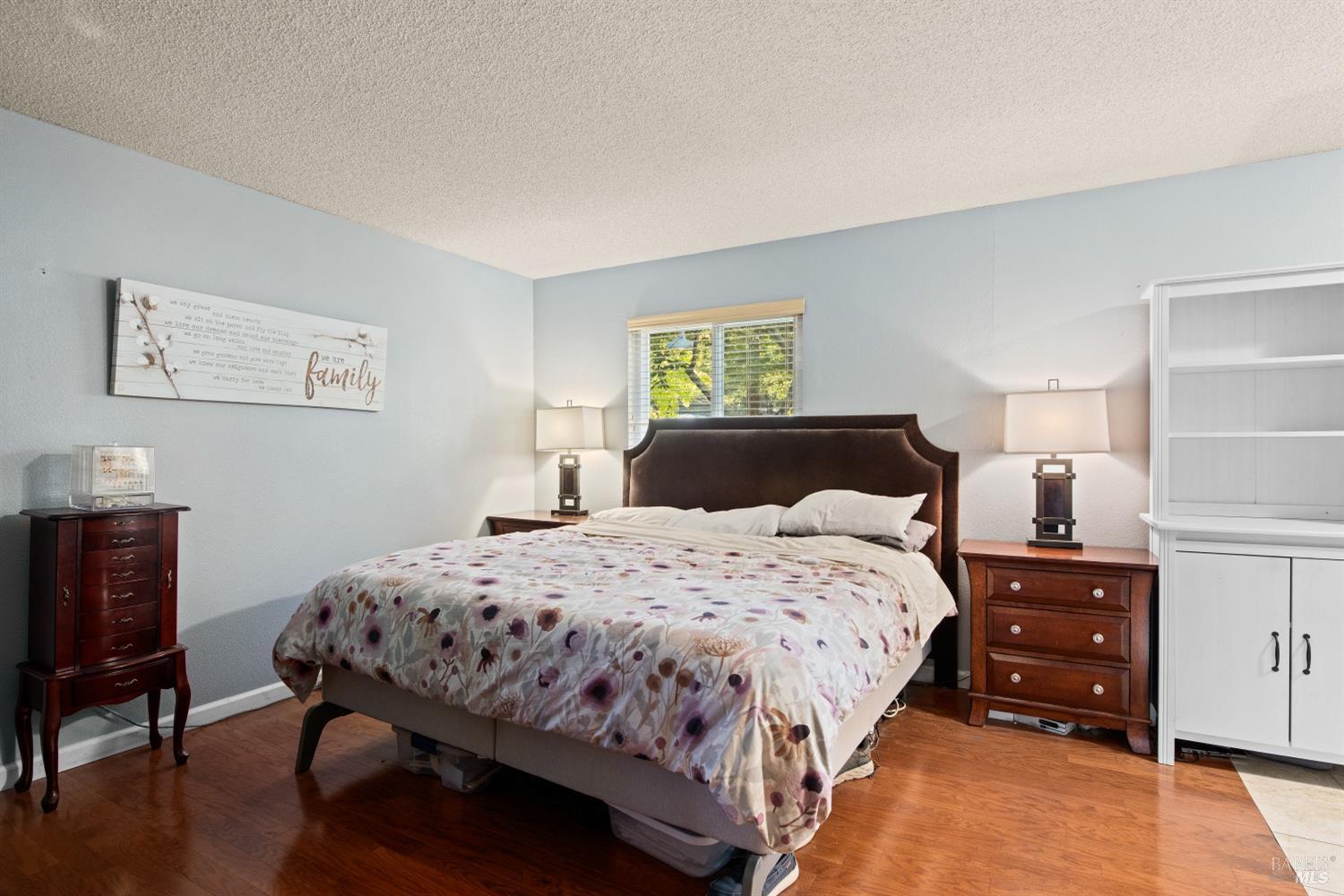 Detail Gallery Image 24 of 38 For 3353 Yulupa Ave, Santa Rosa,  CA 95405 - 3 Beds | 2/1 Baths