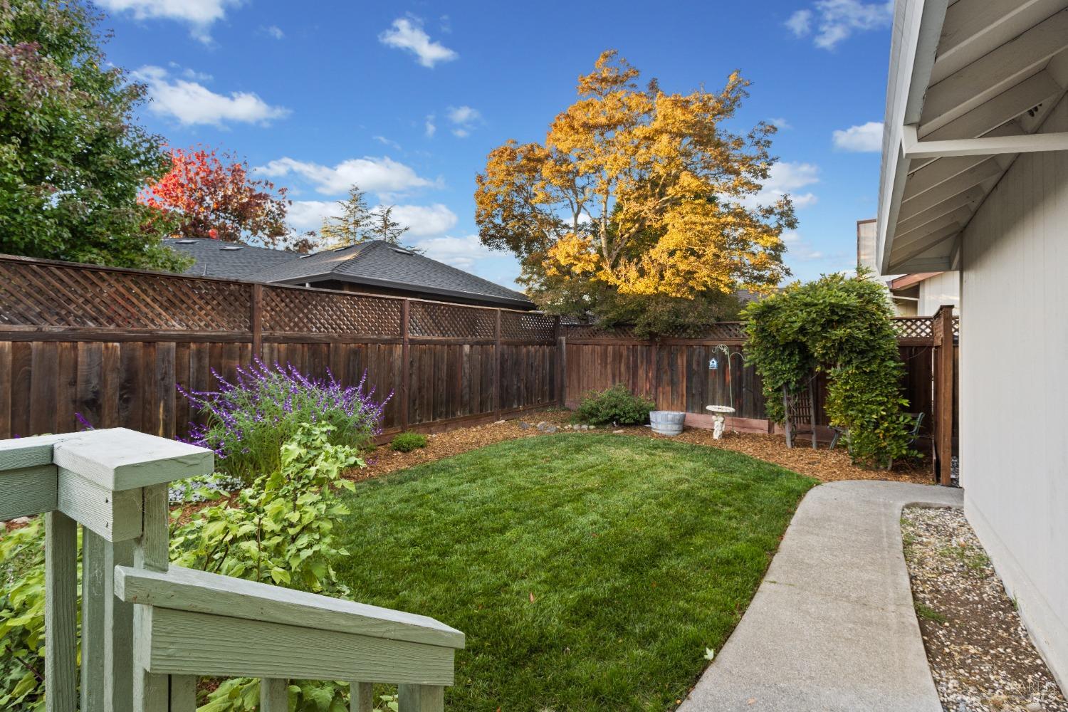 Detail Gallery Image 39 of 42 For 6651 Greenmeadow Ct, Santa Rosa,  CA 95409 - 3 Beds | 2 Baths