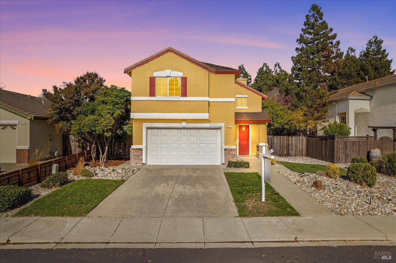 Detail Gallery Image 1 of 54 For 837 Cedarcrest Dr, Vacaville,  CA 95687 - 3 Beds | 2/1 Baths