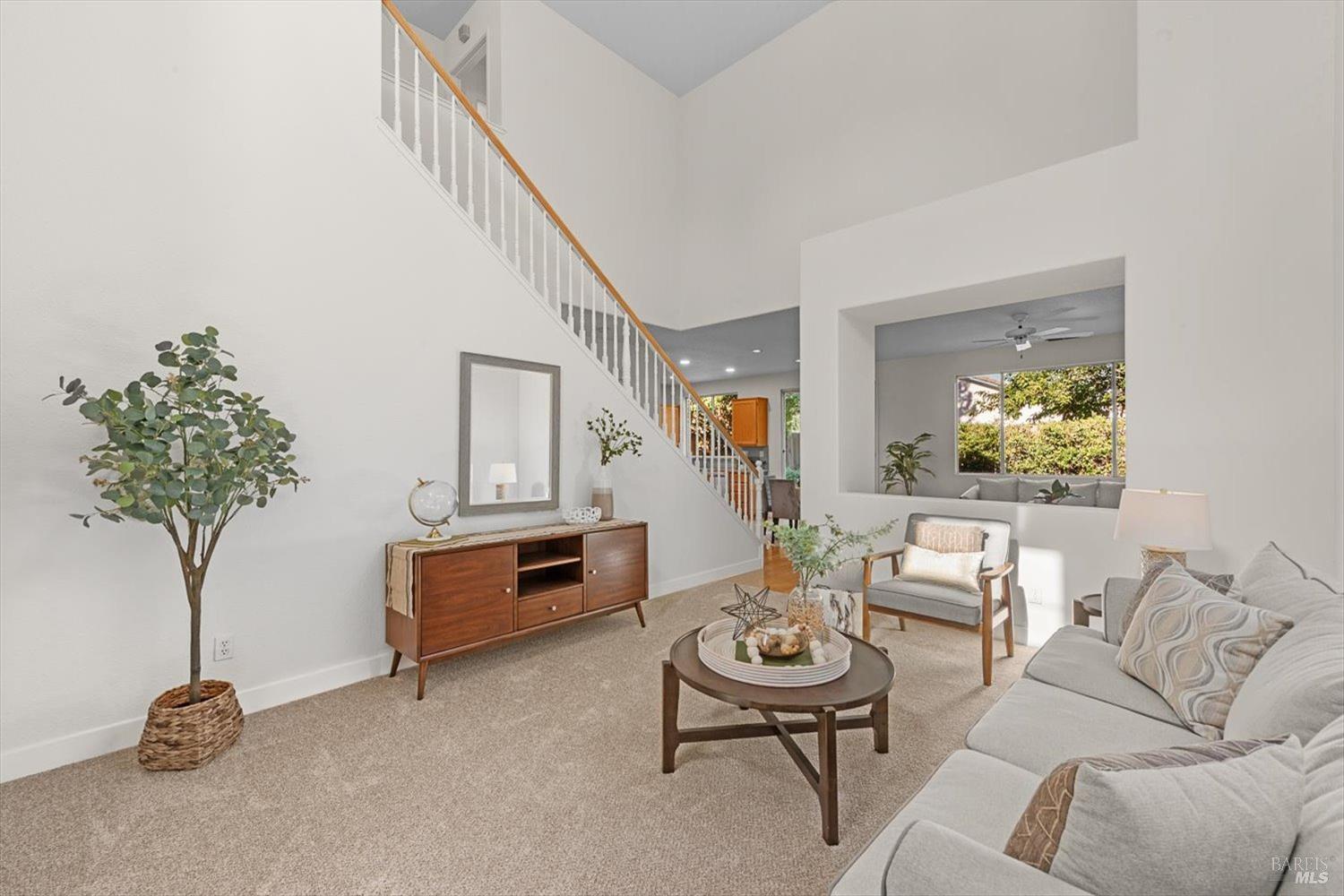 Detail Gallery Image 7 of 54 For 837 Cedarcrest Dr, Vacaville,  CA 95687 - 3 Beds | 2/1 Baths