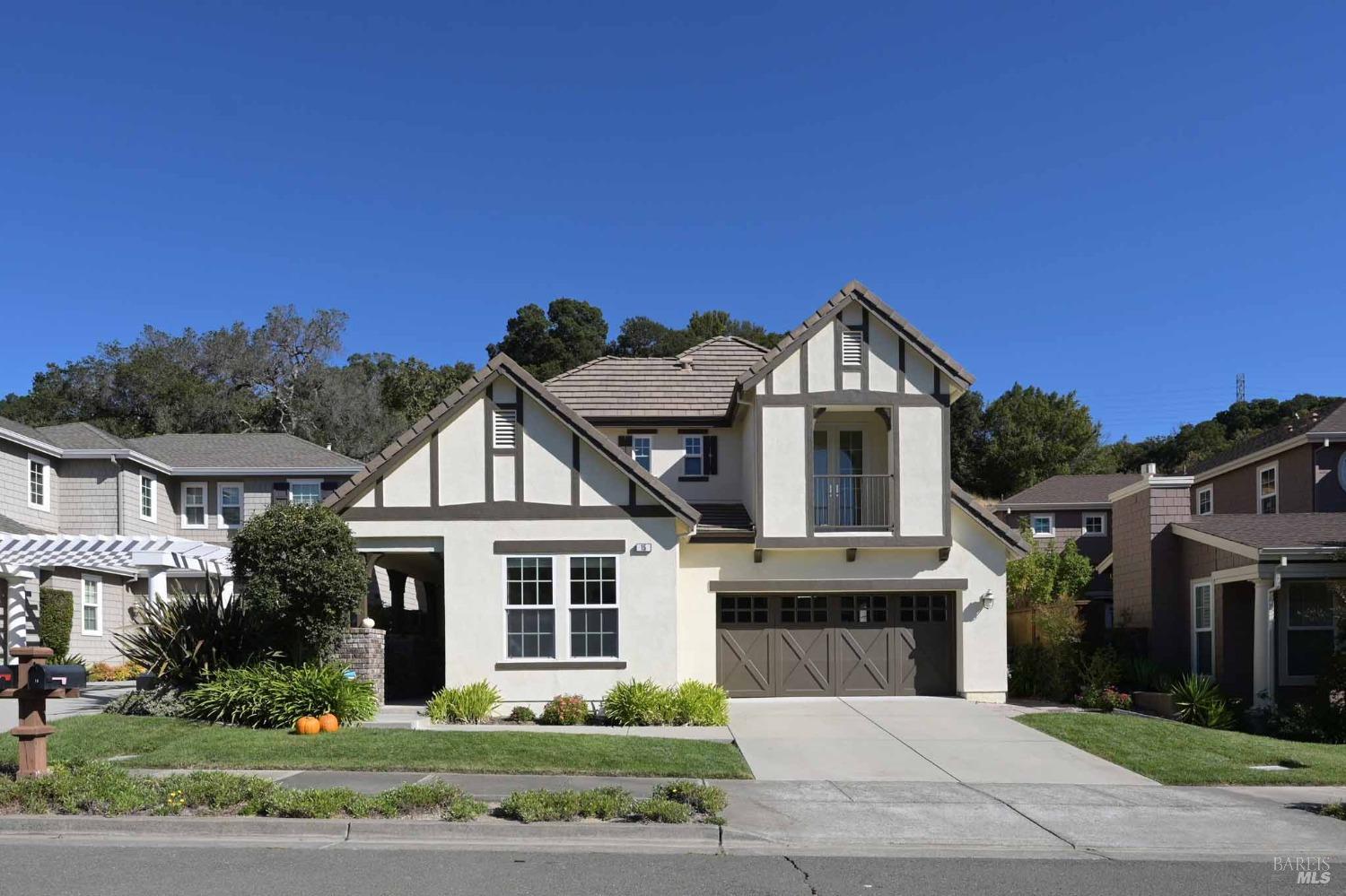 Detail Gallery Image 1 of 35 For 15 Hollyleaf Way, Novato,  CA 94949 - 4 Beds | 3/1 Baths