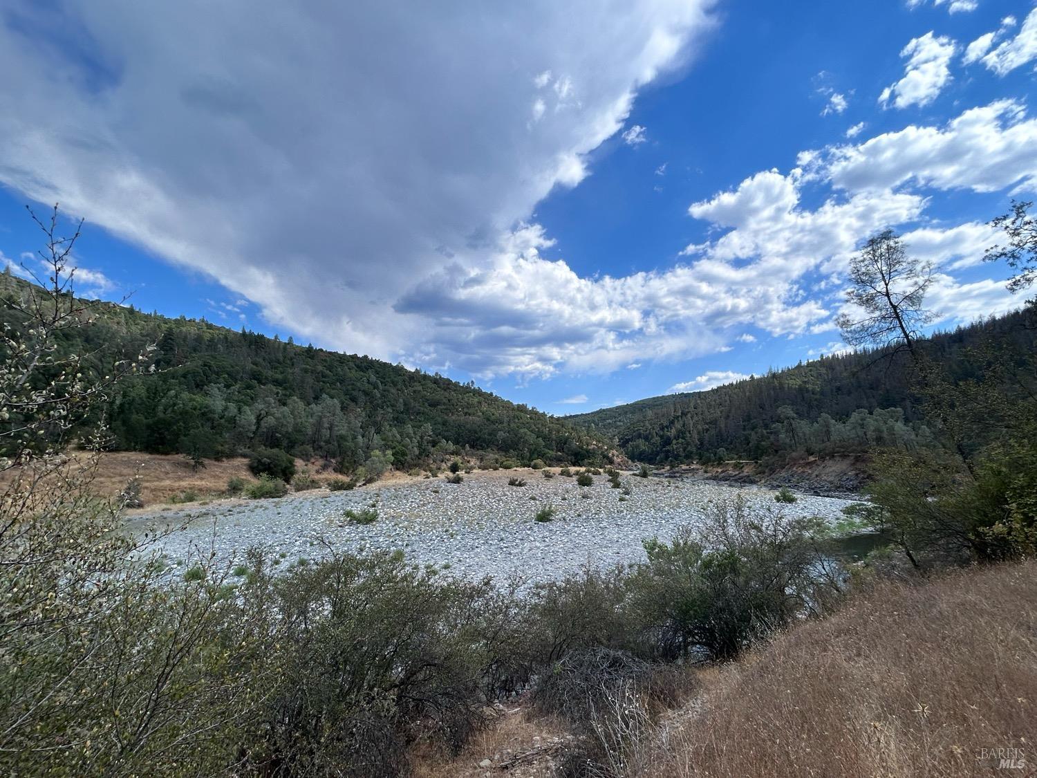 Detail Gallery Image 33 of 52 For 73080 Hill Rd, Covelo,  CA 95428 - 1 Beds | 1 Baths