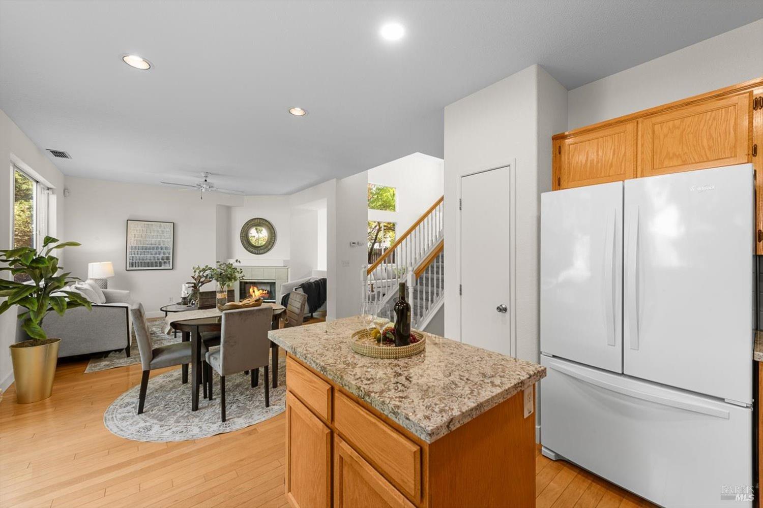 Detail Gallery Image 18 of 54 For 837 Cedarcrest Dr, Vacaville,  CA 95687 - 3 Beds | 2/1 Baths