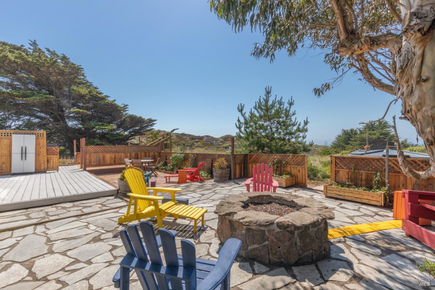 Detail Gallery Image 15 of 23 For 1846 Whaleship Rd, Bodega Bay,  CA 94923 - 4 Beds | 4 Baths