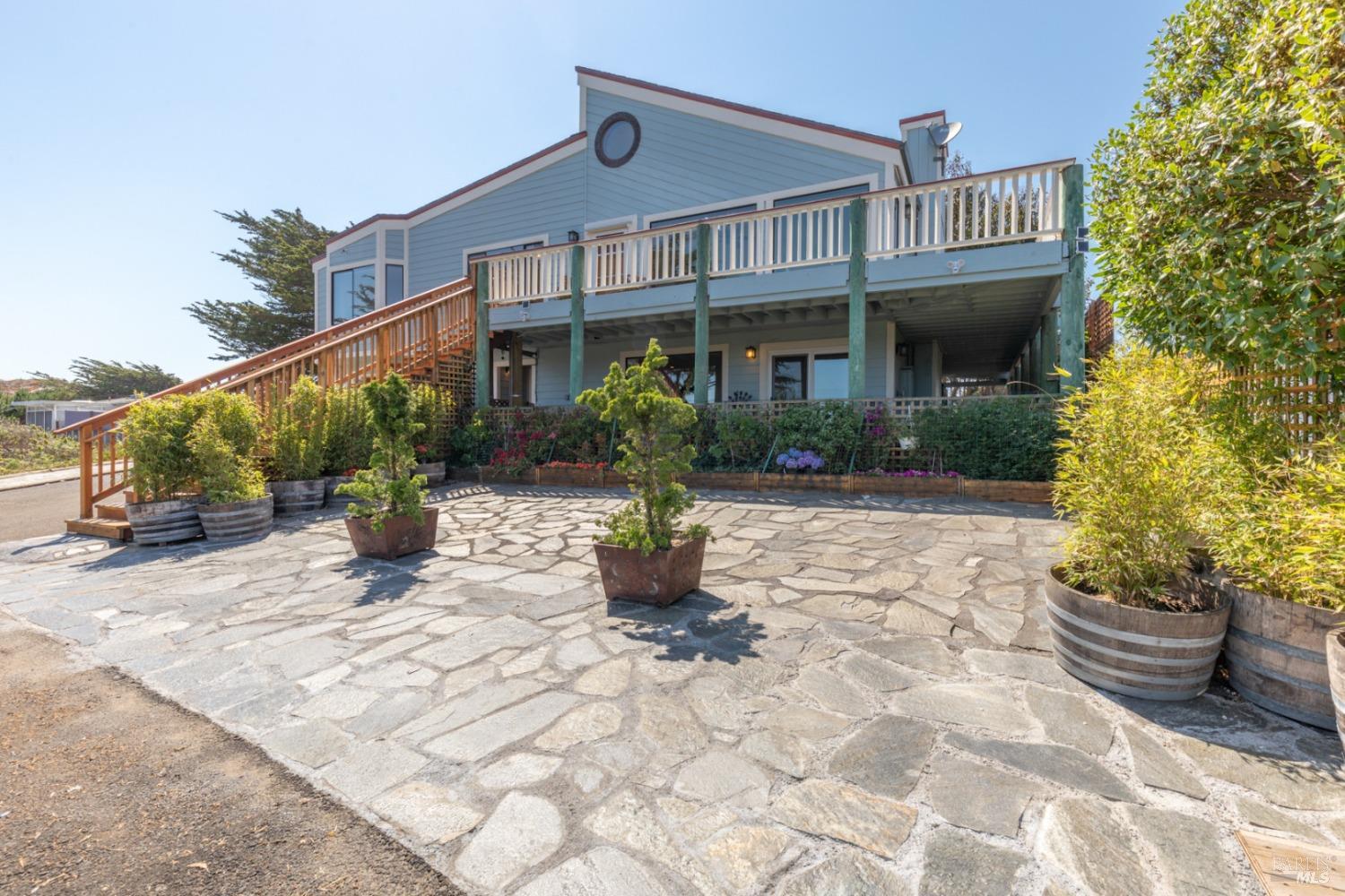 Detail Gallery Image 1 of 23 For 1846 Whaleship Rd, Bodega Bay,  CA 94923 - 4 Beds | 4 Baths