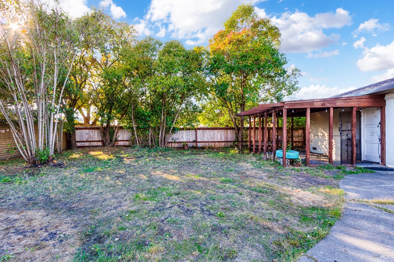 Detail Gallery Image 32 of 36 For 345 Alma Ave, Rohnert Park,  CA 94928 - 3 Beds | 2 Baths