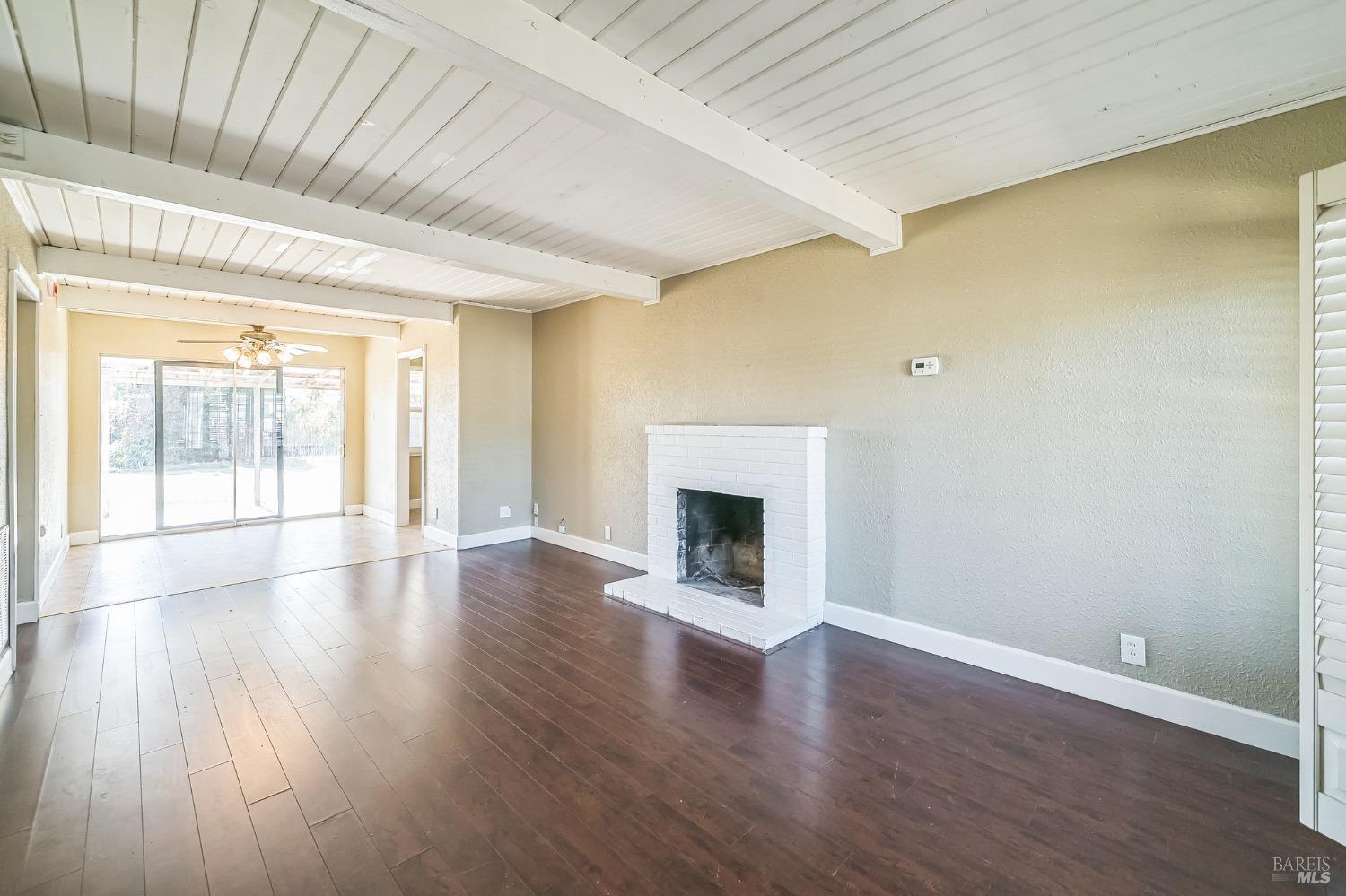 Detail Gallery Image 21 of 31 For 325 Bell Ave, Fairfield,  CA 94533 - 3 Beds | 1 Baths