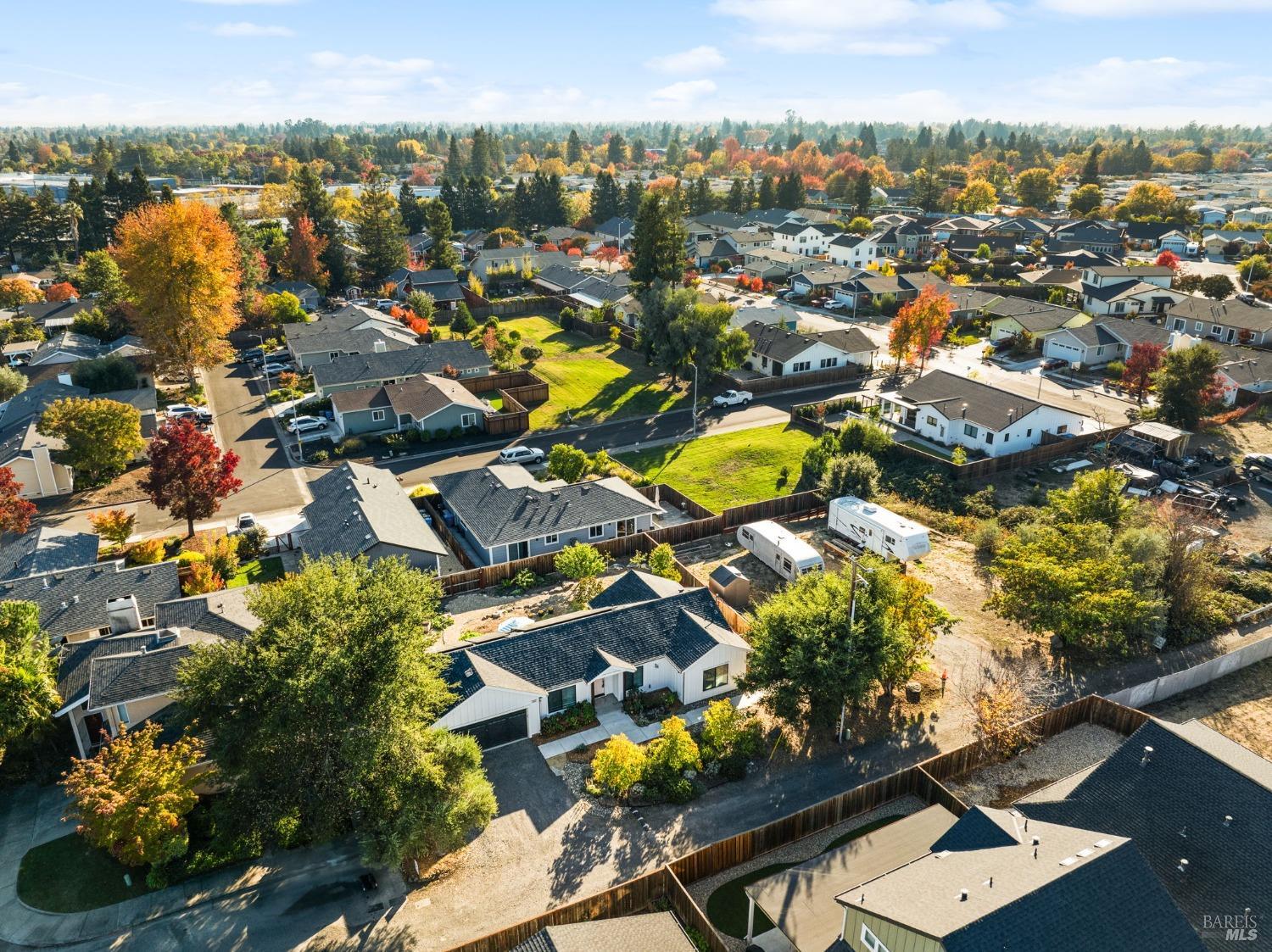 Detail Gallery Image 29 of 30 For 3405 Coffey Ln, Santa Rosa,  CA 95403 - 2 Beds | 2 Baths