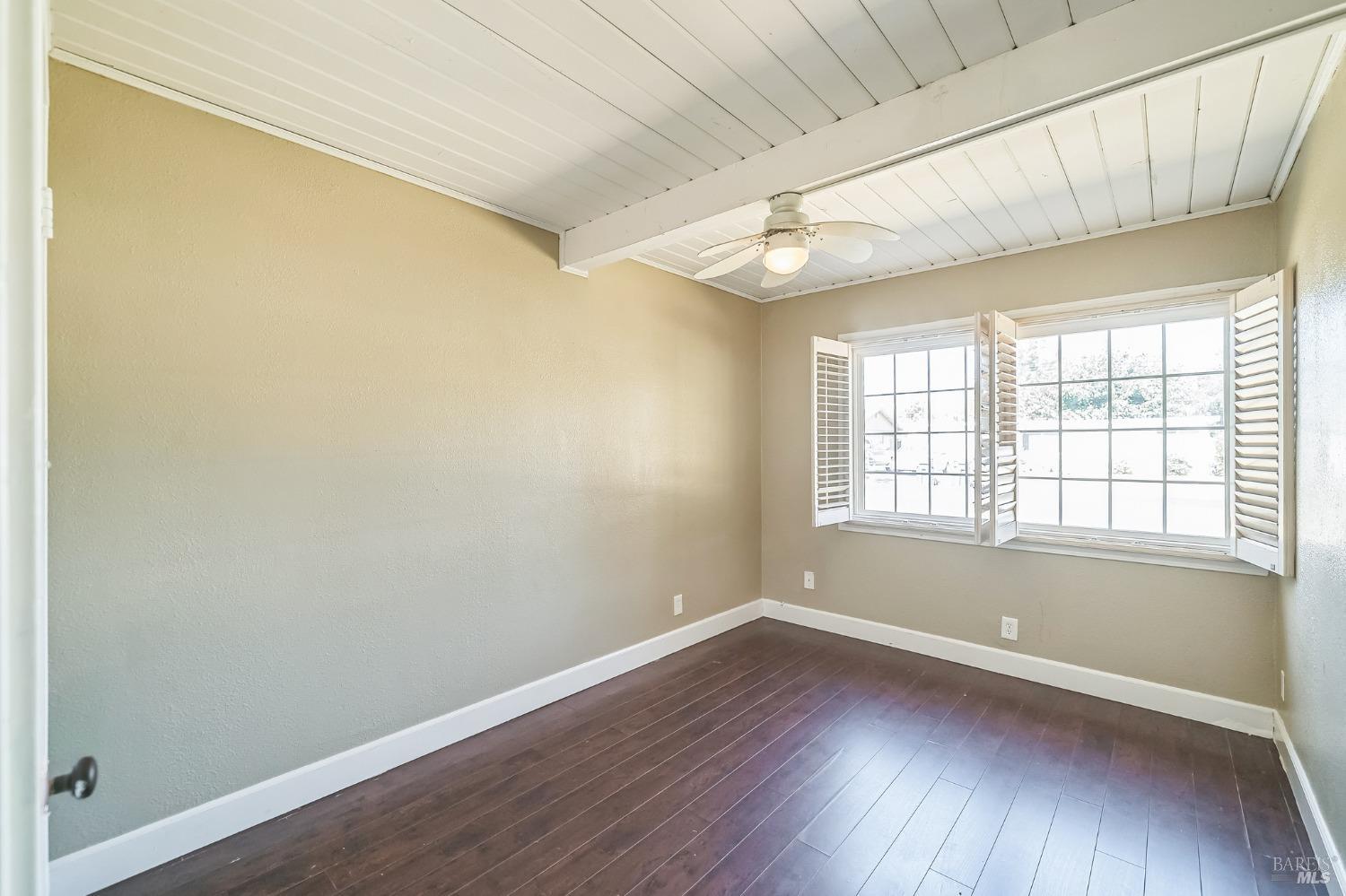 Detail Gallery Image 13 of 31 For 325 Bell Ave, Fairfield,  CA 94533 - 3 Beds | 1 Baths