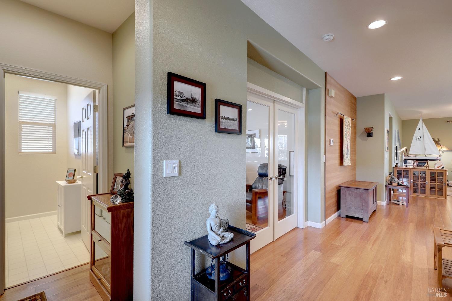 Detail Gallery Image 10 of 87 For 370 Atlantic Dr, Rio Vista,  CA 94571 - 2 Beds | 2 Baths