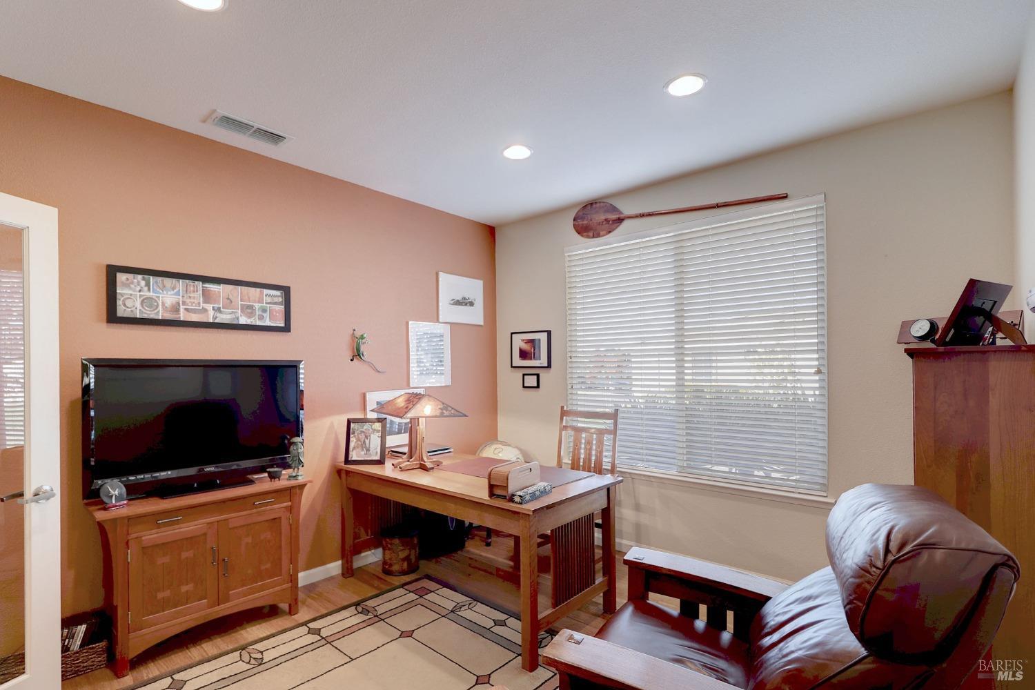 Detail Gallery Image 29 of 87 For 370 Atlantic Dr, Rio Vista,  CA 94571 - 2 Beds | 2 Baths