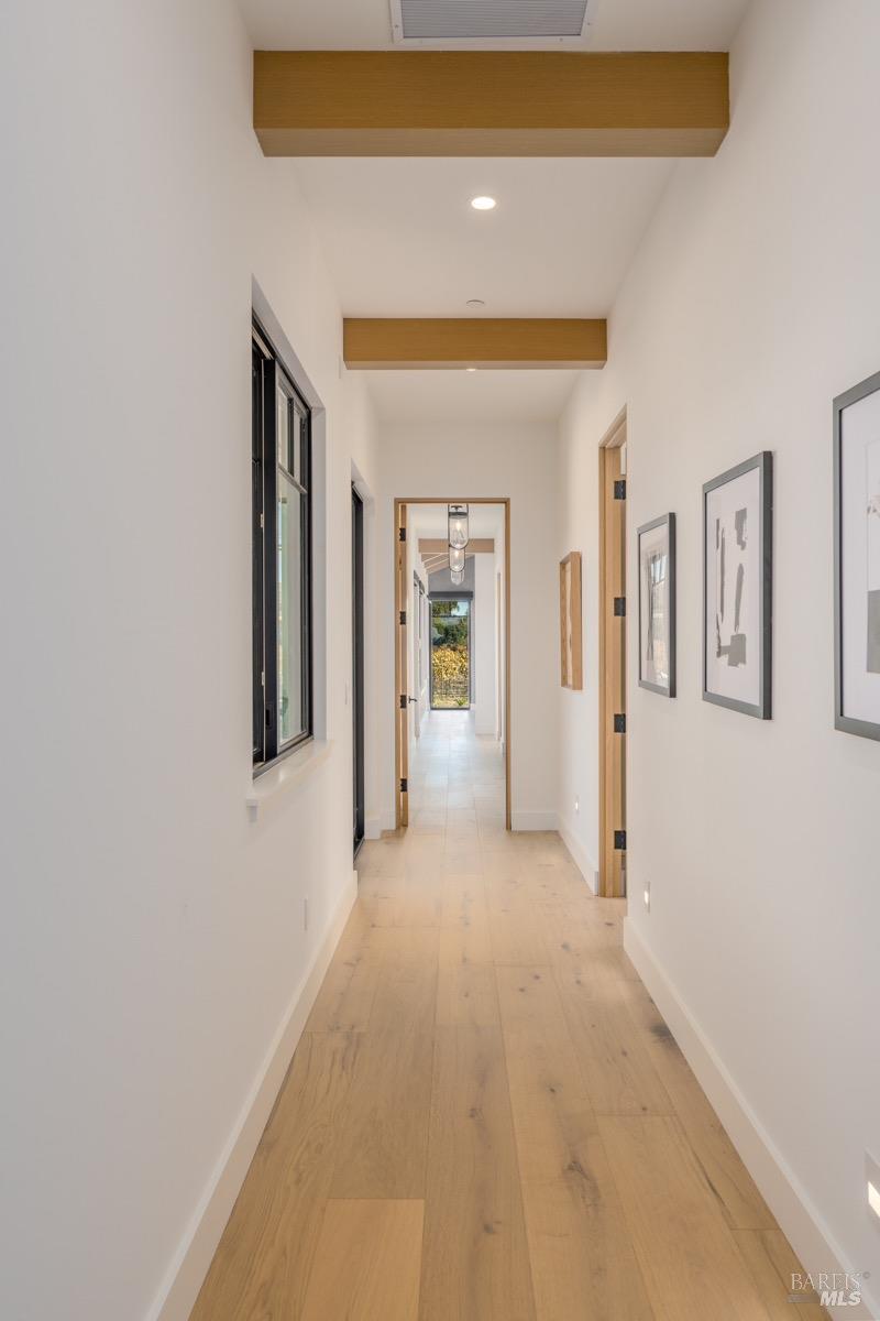 Detail Gallery Image 29 of 53 For 601 Napa Rd, Sonoma,  CA 95476 - 5 Beds | 6/2 Baths