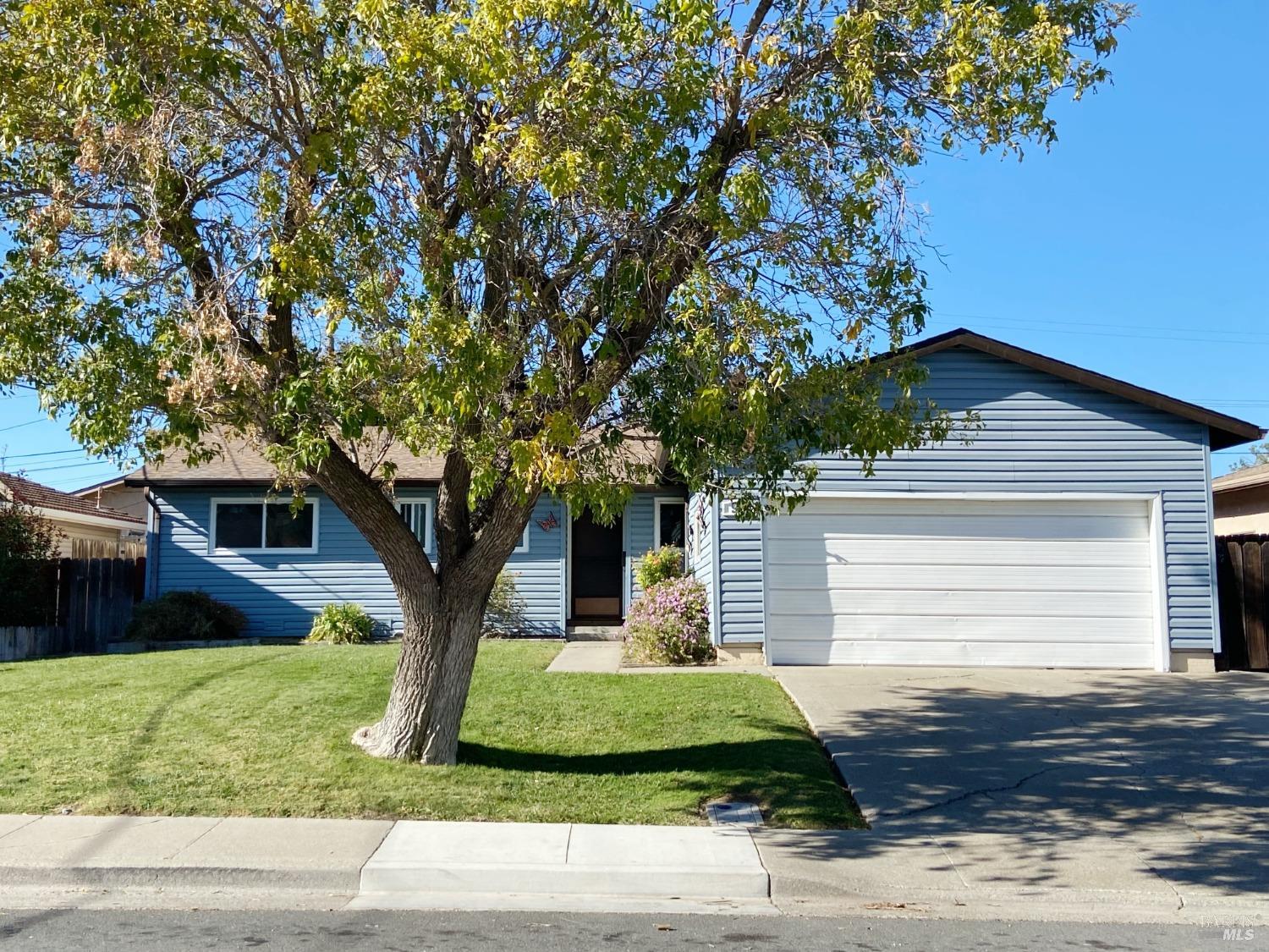 Detail Gallery Image 2 of 27 For 90 Yosemite Dr, Rio Vista,  CA 94571 - 3 Beds | 2 Baths