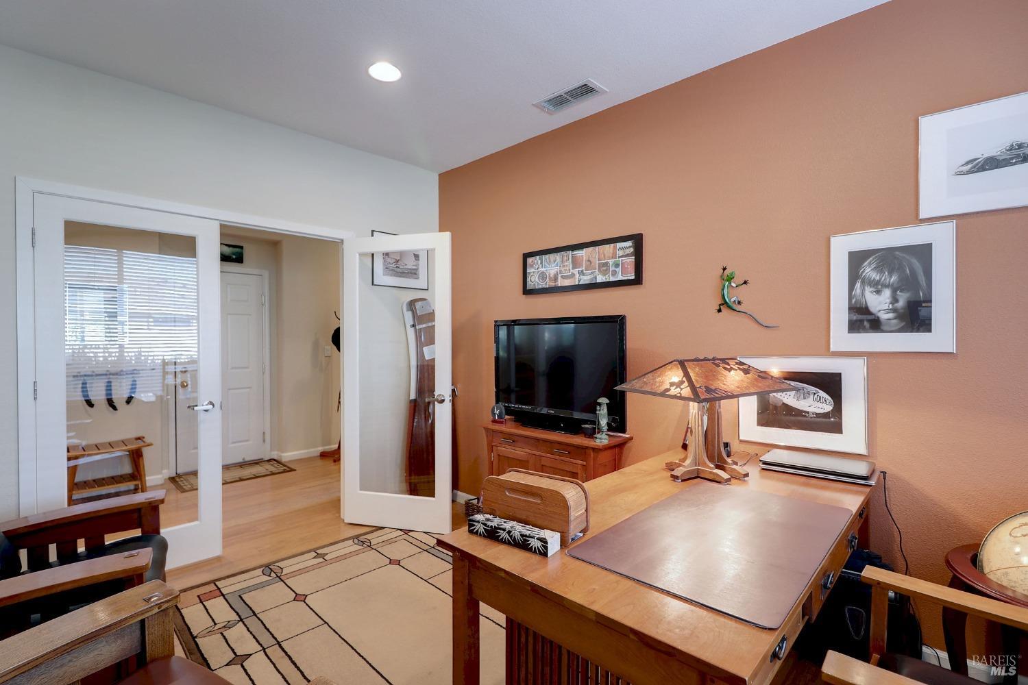 Detail Gallery Image 28 of 87 For 370 Atlantic Dr, Rio Vista,  CA 94571 - 2 Beds | 2 Baths