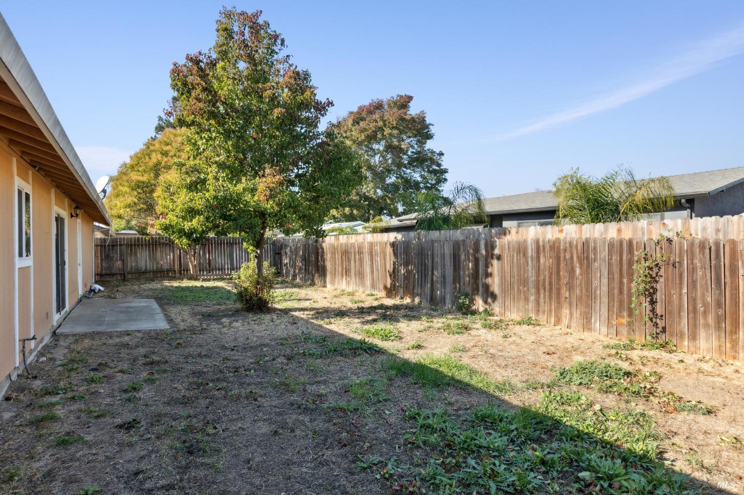 Detail Gallery Image 24 of 25 For 228 Long St, Suisun City,  CA 94585 - 3 Beds | 2 Baths