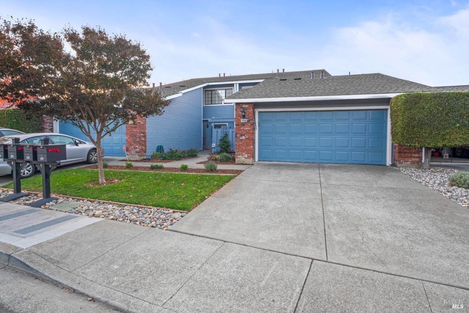 Detail Gallery Image 27 of 30 For 1755 Stuart Ct, Benicia,  CA 94510 - 3 Beds | 2/1 Baths