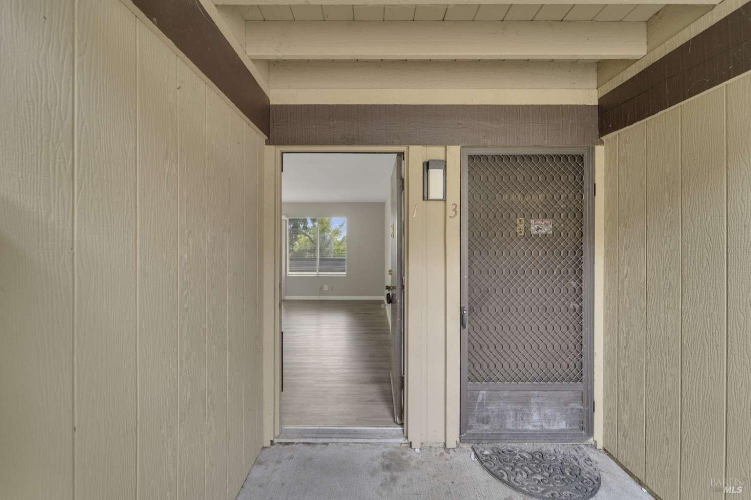 Detail Gallery Image 13 of 18 For 355 Parkview Ter #1,  Vallejo,  CA 94589 - 2 Beds | 1 Baths