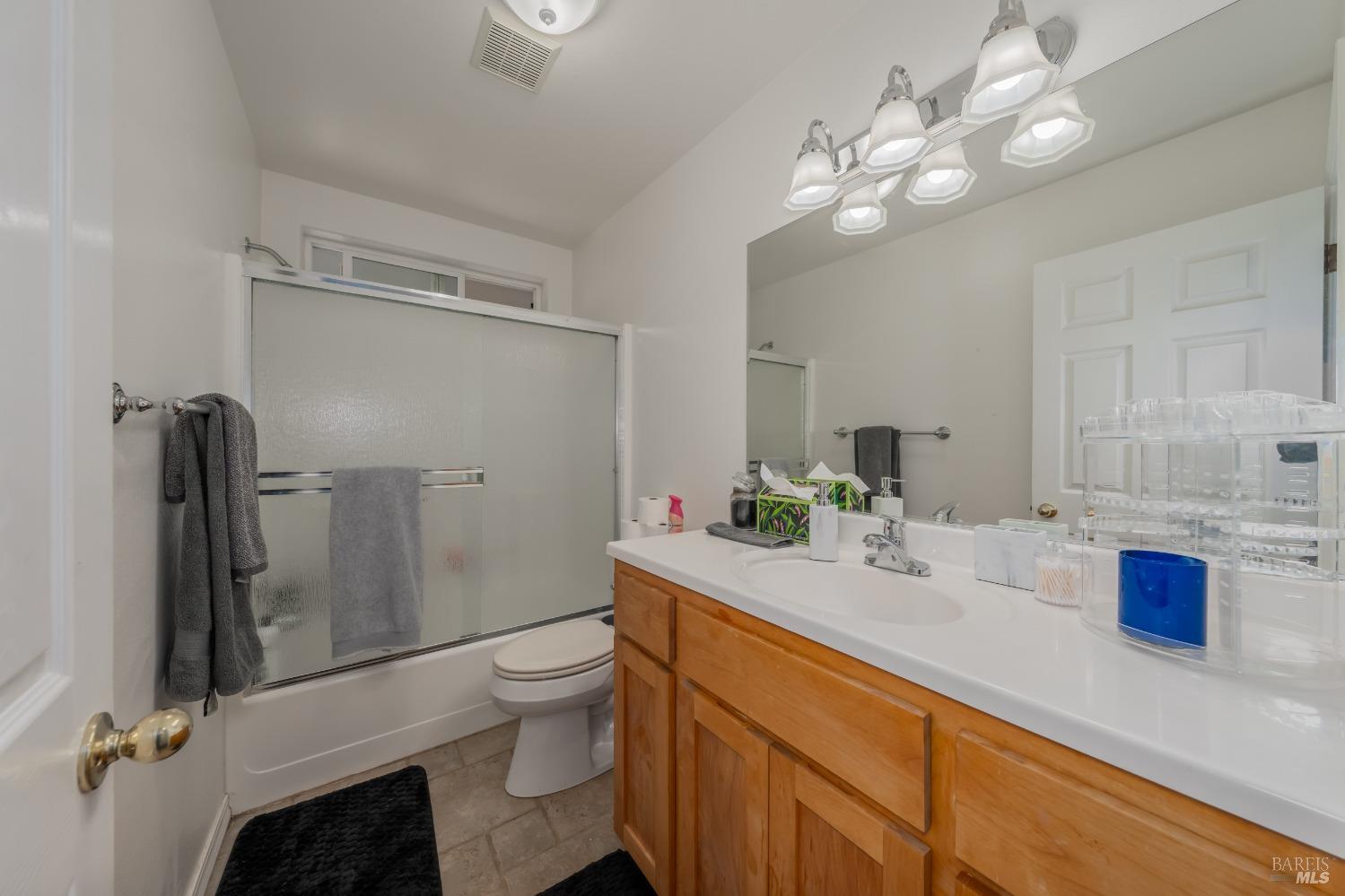 Detail Gallery Image 18 of 37 For 330 20th St, Lakeport,  CA 95453 - 3 Beds | 2 Baths