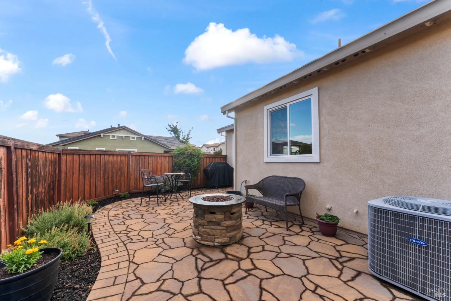 Detail Gallery Image 27 of 36 For 681 Del Mar Cir, Vacaville,  CA 95688 - 3 Beds | 2 Baths