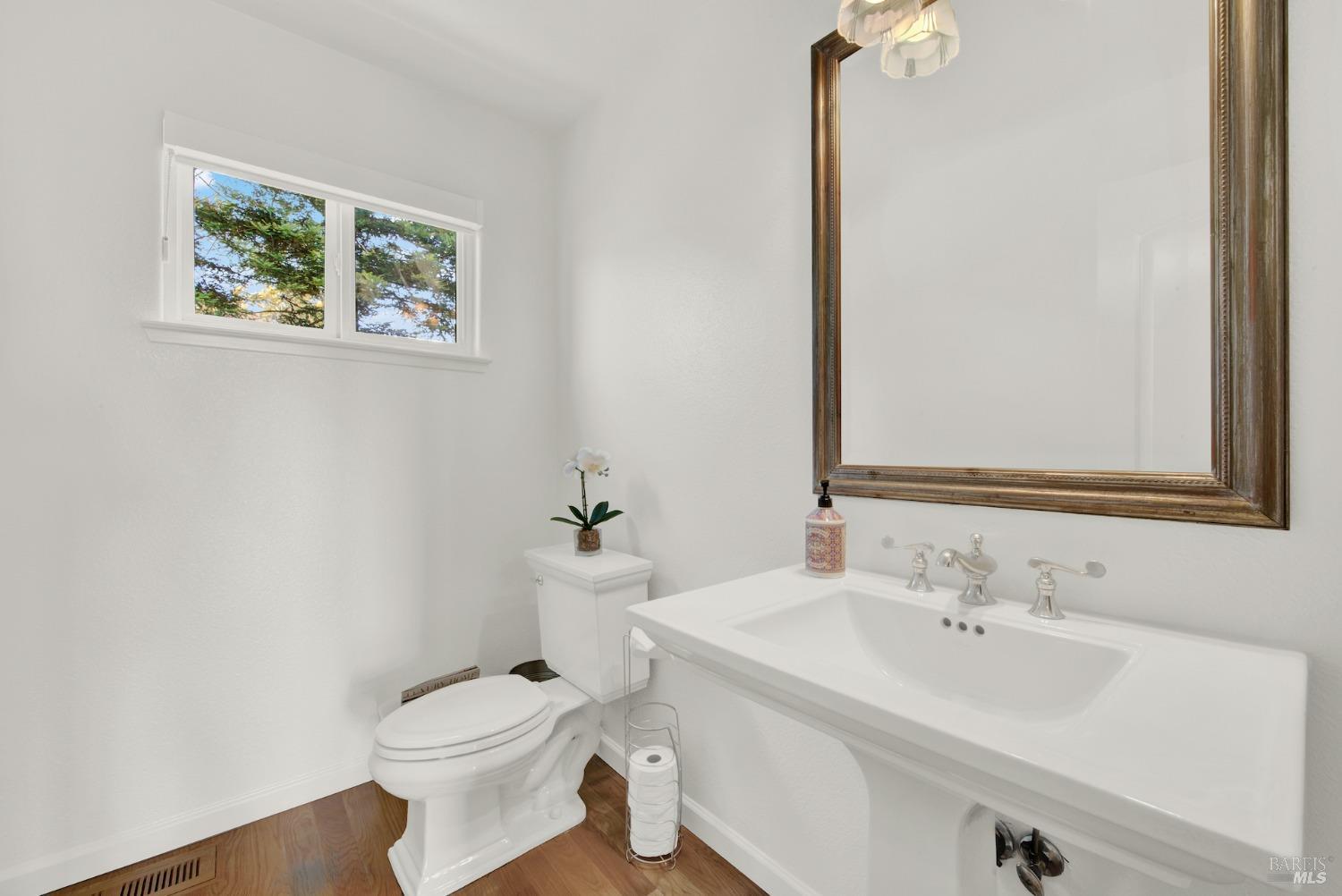 Detail Gallery Image 39 of 73 For 2723 Monticello Rd, Napa,  CA 94558 - 3 Beds | 2/1 Baths