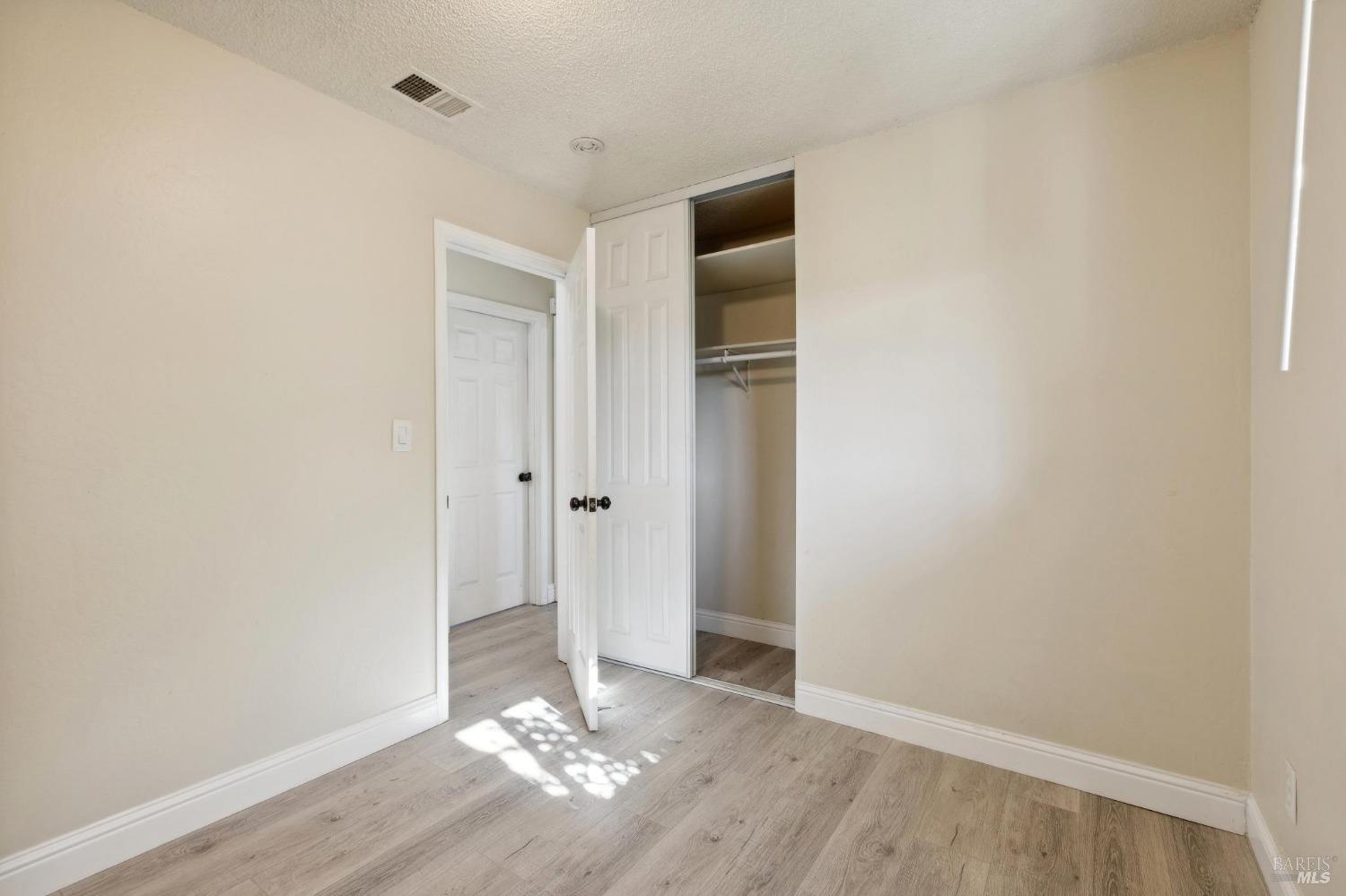 Detail Gallery Image 20 of 25 For 228 Long St, Suisun City,  CA 94585 - 3 Beds | 2 Baths