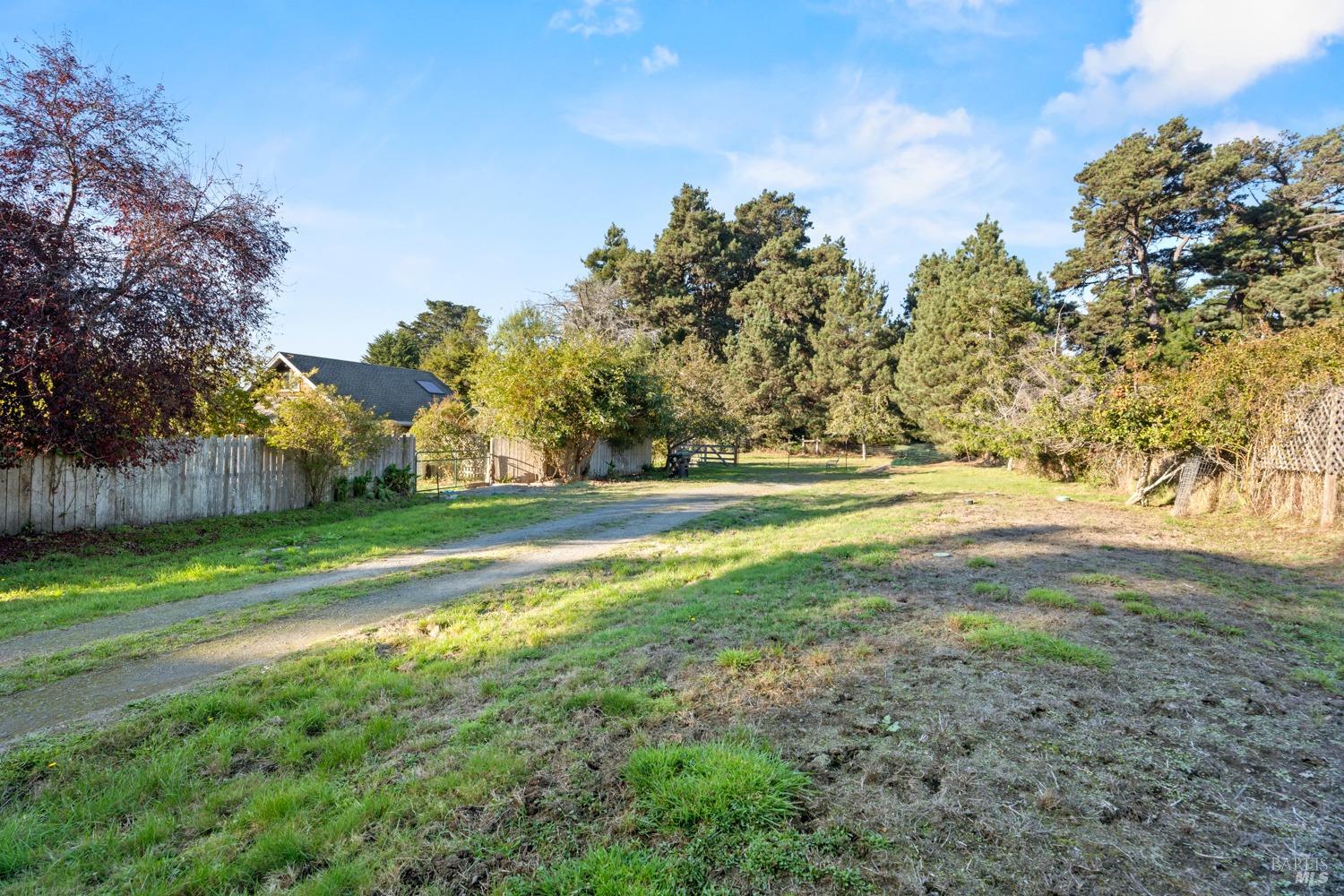 Detail Gallery Image 30 of 32 For 32340 Pudding Creek Rd, Fort Bragg,  CA 95437 - 3 Beds | 2 Baths