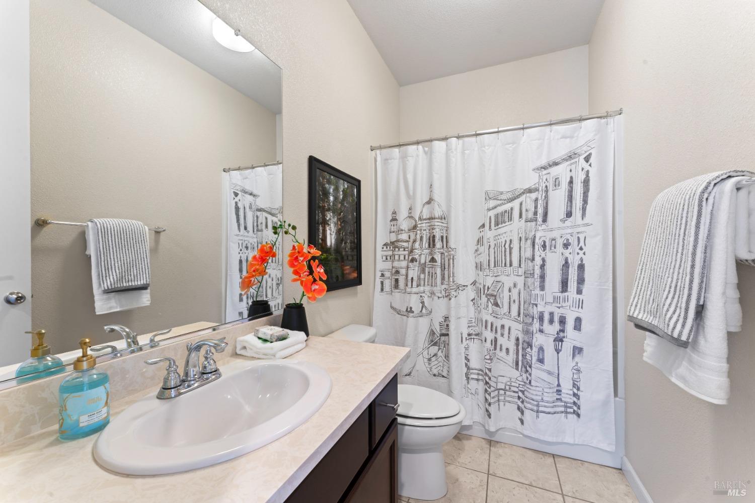 Detail Gallery Image 24 of 36 For 681 Del Mar Cir, Vacaville,  CA 95688 - 3 Beds | 2 Baths