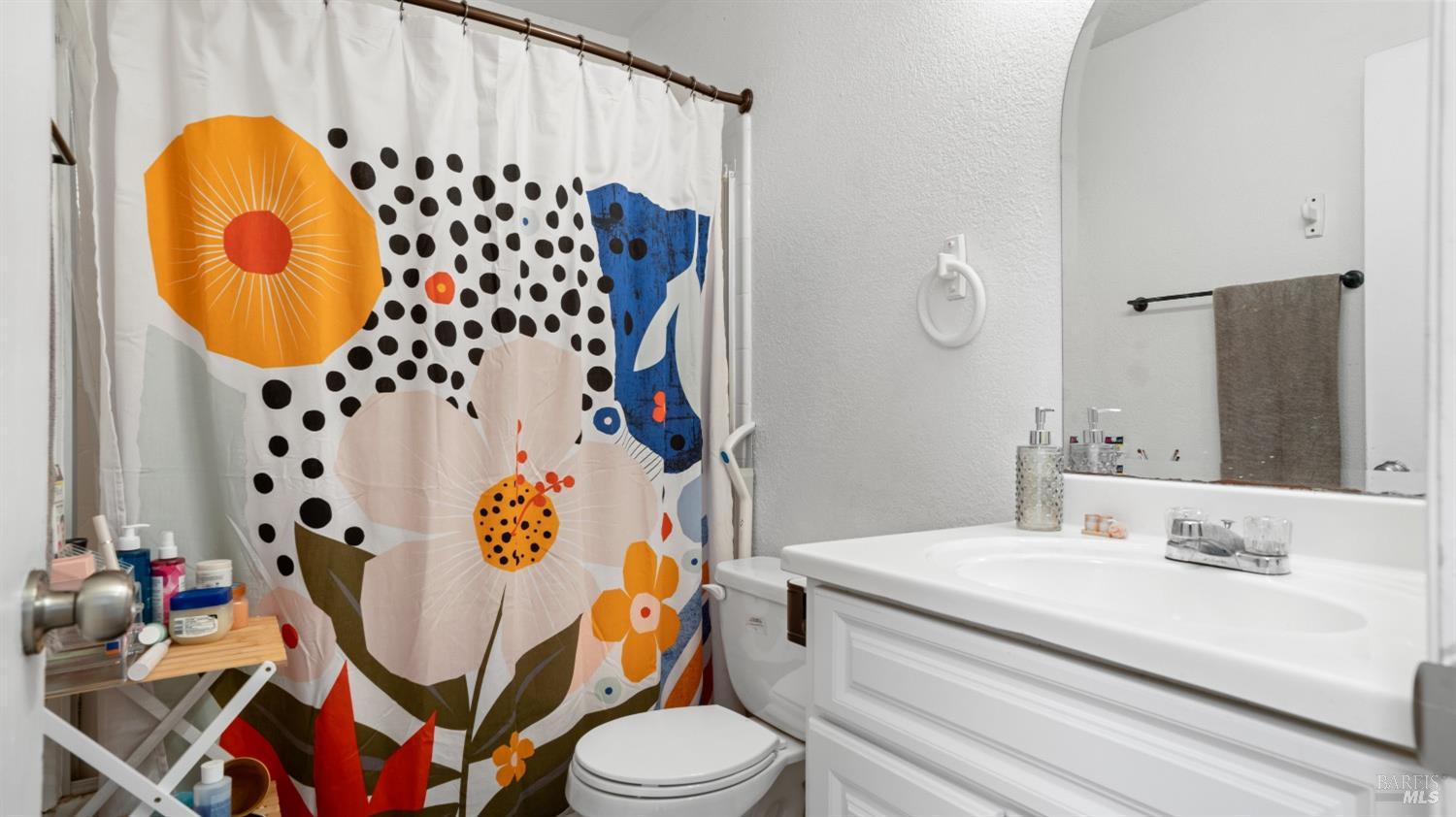 Detail Gallery Image 22 of 35 For 825 Blossom Ave, Suisun City,  CA 94585 - 4 Beds | 2 Baths