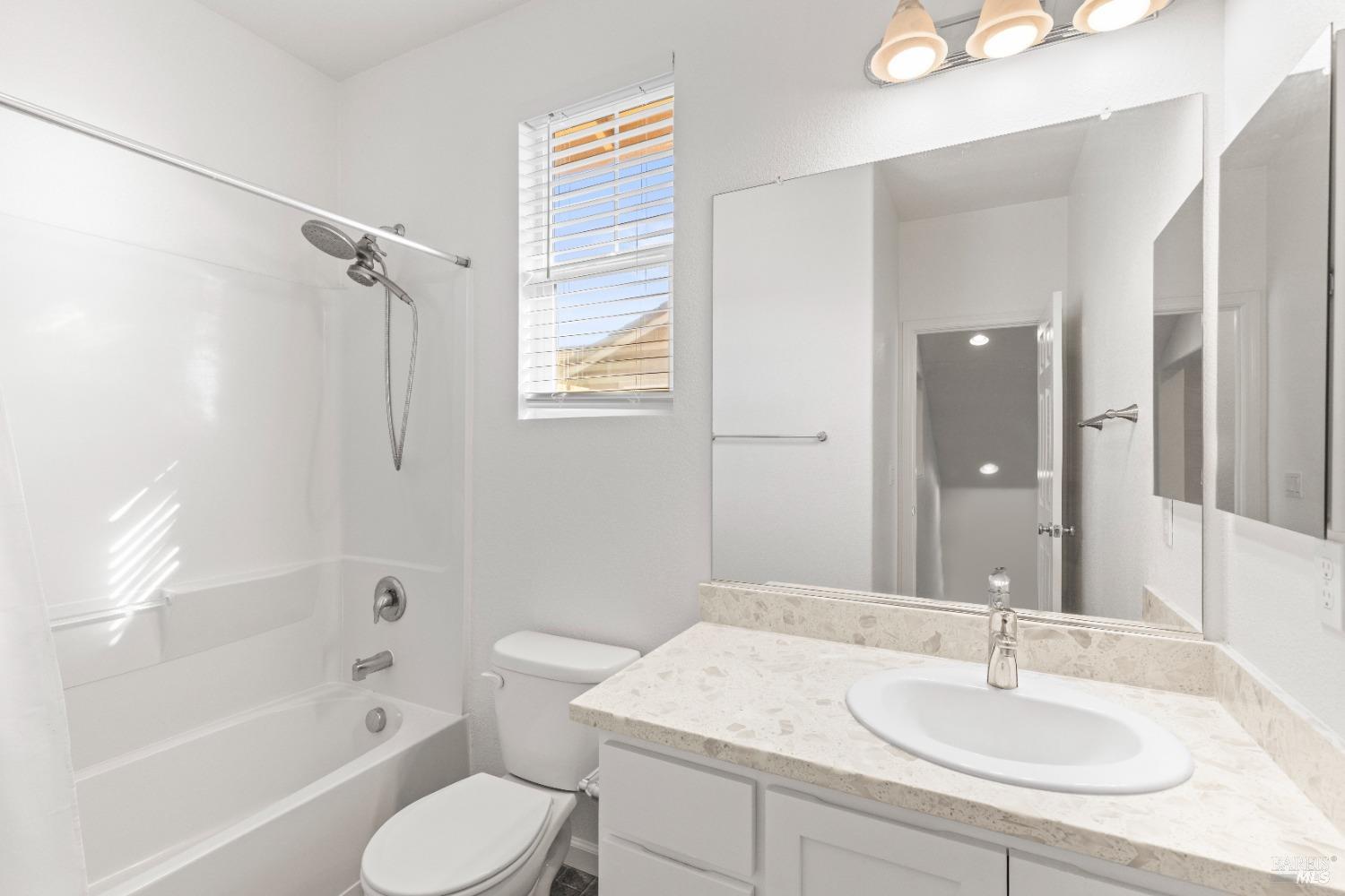 Detail Gallery Image 22 of 26 For 488 Crimson Clover Ct, Brentwood,  CA 94513 - 3 Beds | 2/1 Baths