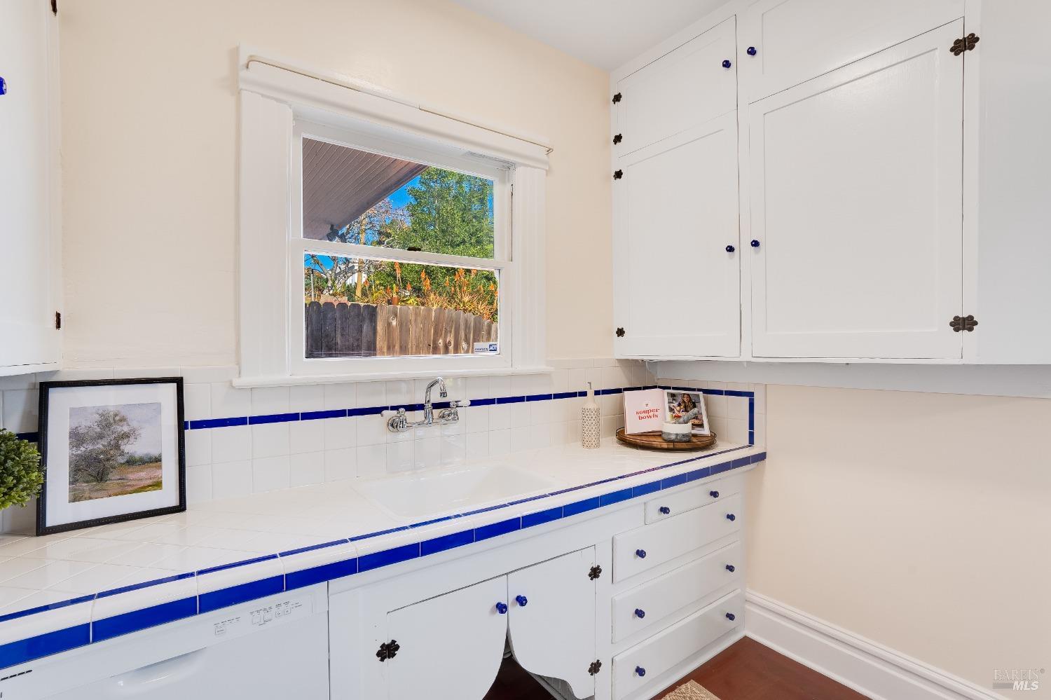 Detail Gallery Image 9 of 71 For 246 Carolina St, Vallejo,  CA 94590 - 3 Beds | 2 Baths