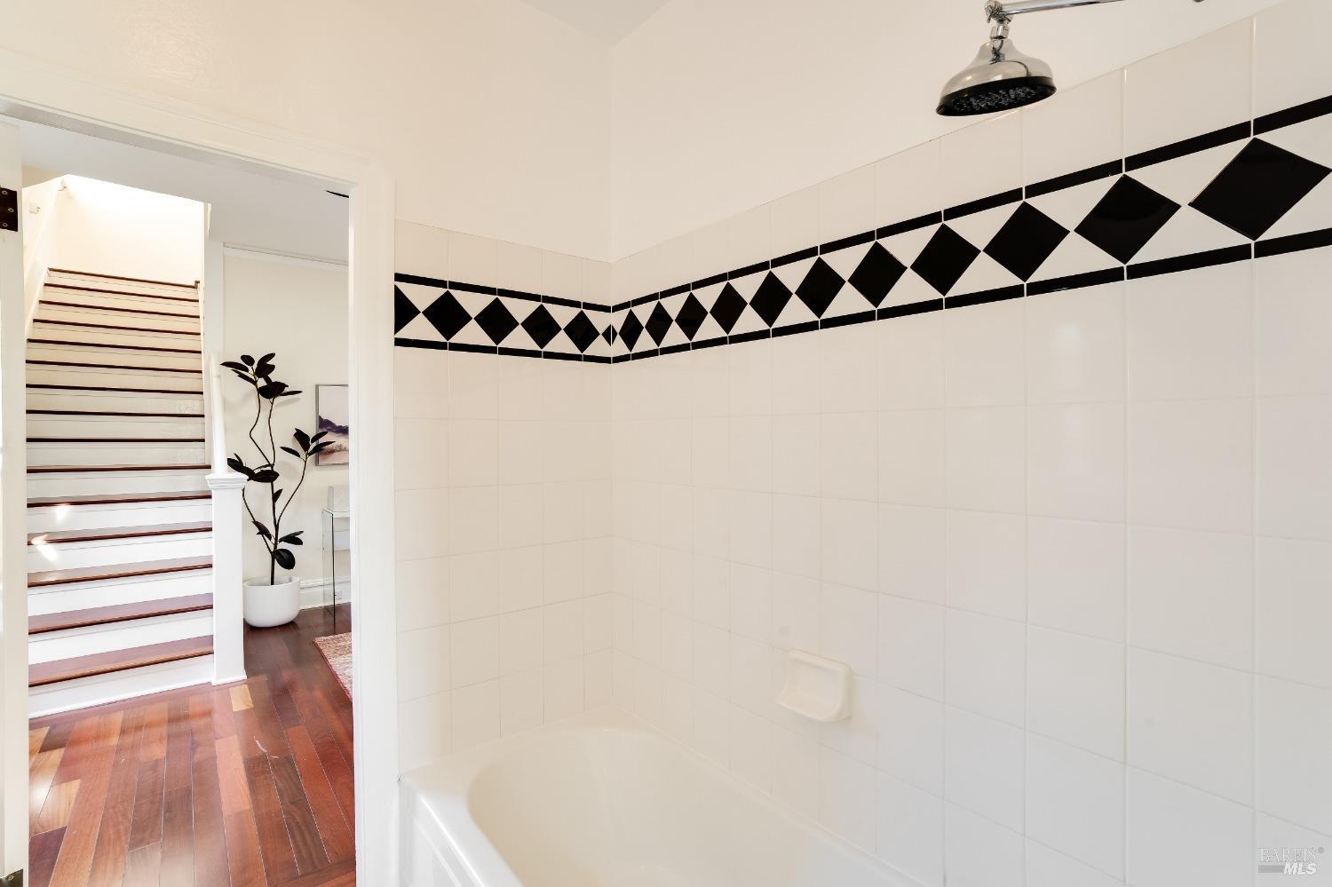 Detail Gallery Image 22 of 71 For 246 Carolina St, Vallejo,  CA 94590 - 3 Beds | 2 Baths