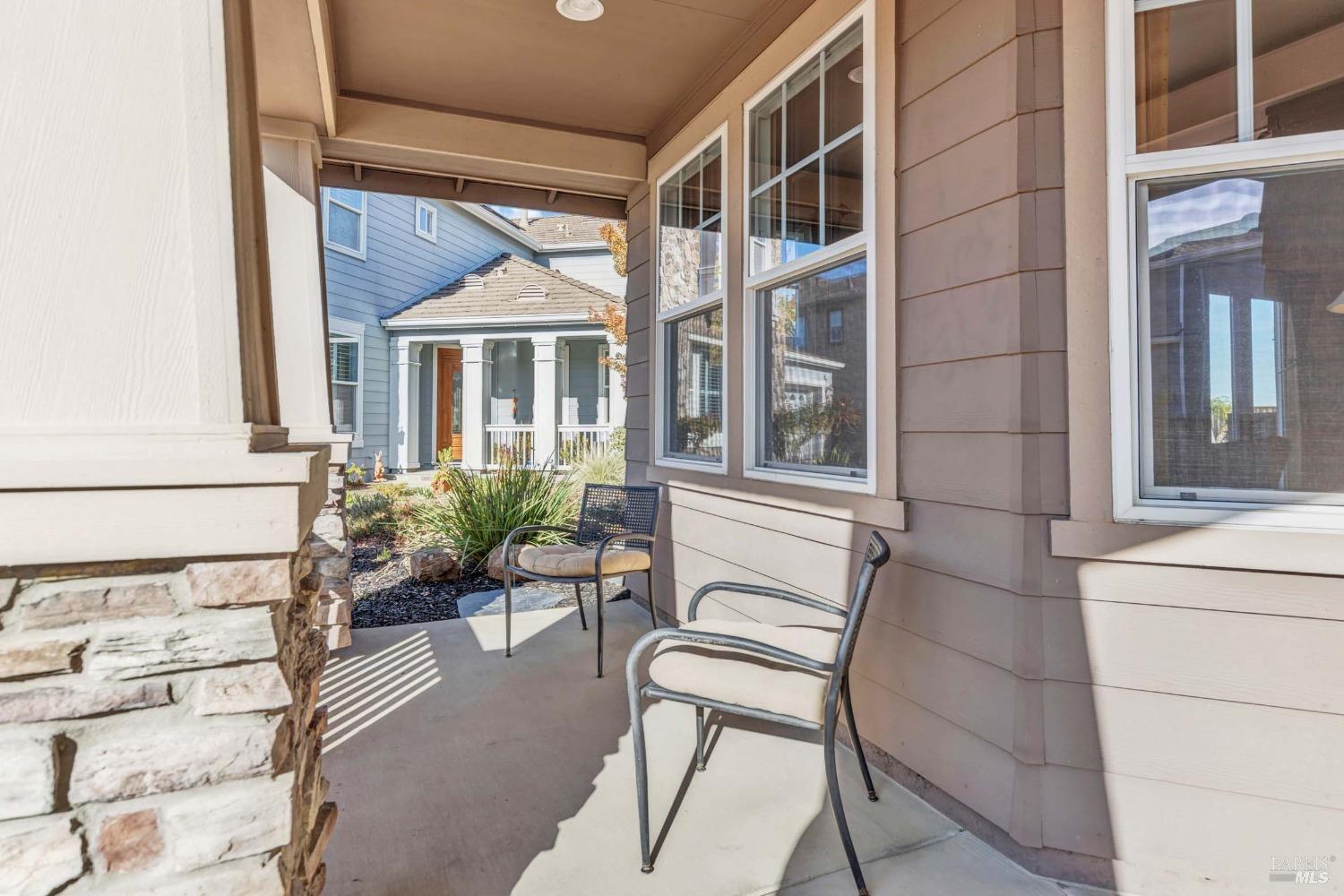 Detail Gallery Image 3 of 64 For 369 Silas Ct, Benicia,  CA 94510 - 4 Beds | 2/1 Baths