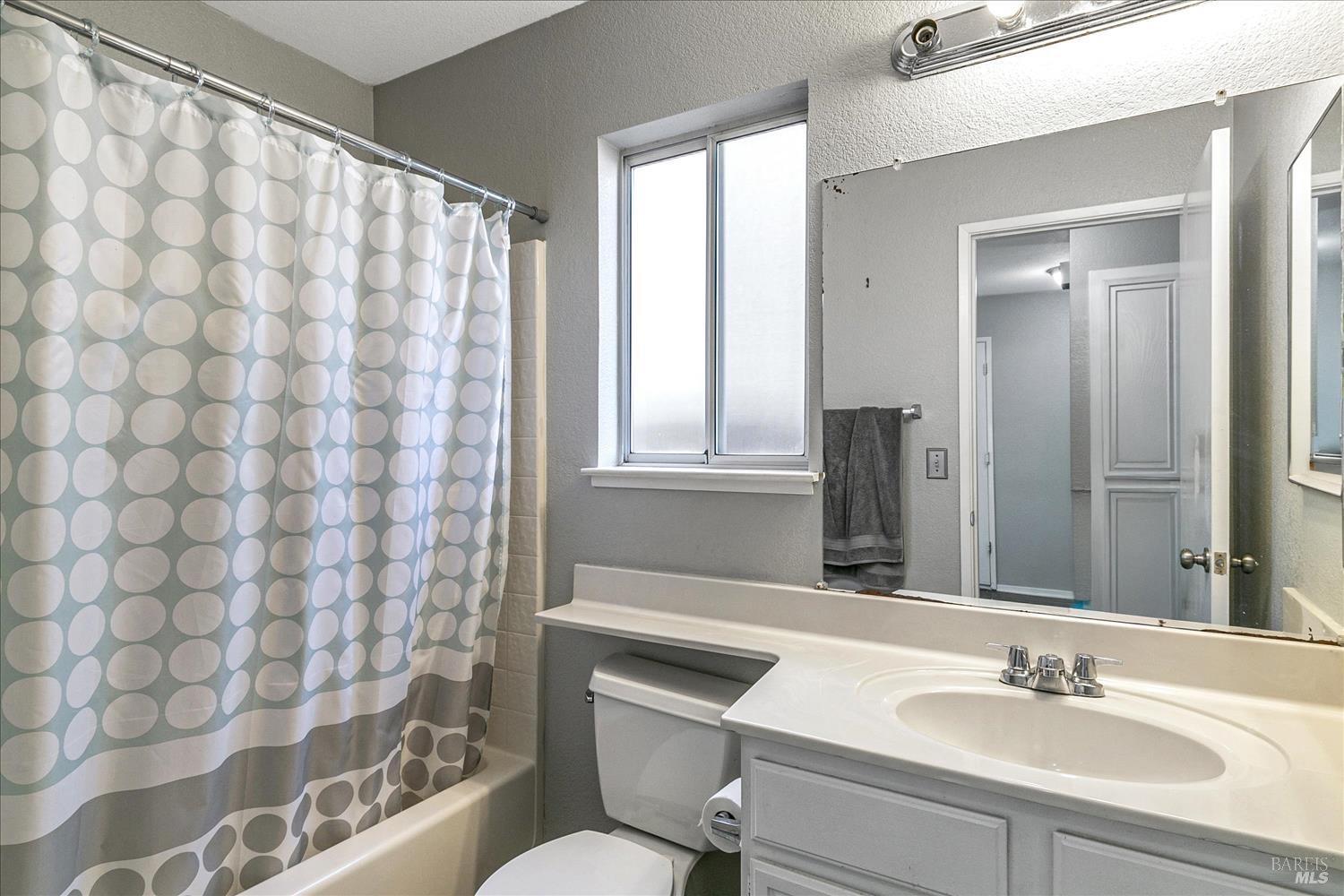 Detail Gallery Image 26 of 30 For 266 Bridgewater Cir, Suisun City,  CA 94585 - 2 Beds | 2 Baths