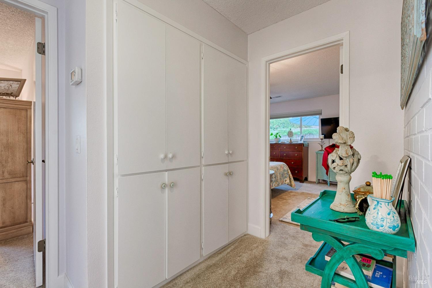 Detail Gallery Image 29 of 34 For 20 Meadowgreen Cir, Santa Rosa,  CA 94509 - 2 Beds | 2 Baths