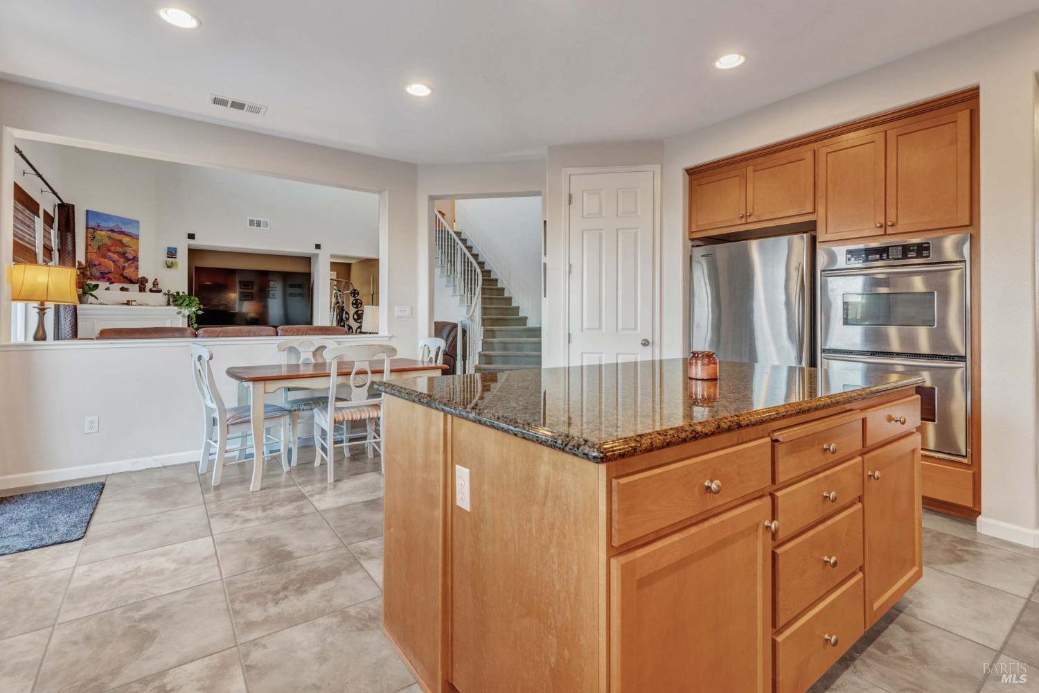 Detail Gallery Image 17 of 64 For 369 Silas Ct, Benicia,  CA 94510 - 4 Beds | 2/1 Baths