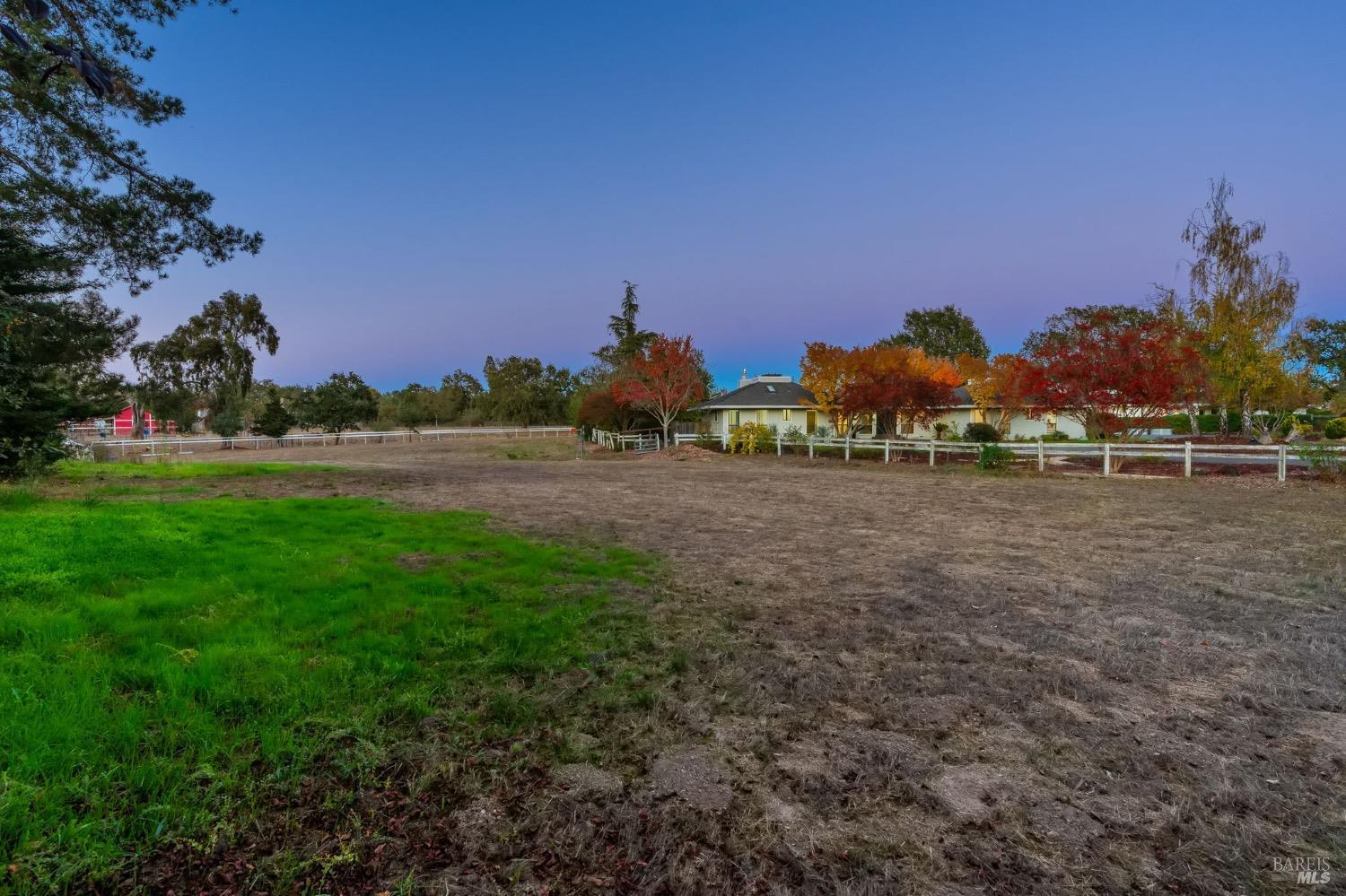 Detail Gallery Image 6 of 56 For 1566 Olivet Rd, Santa Rosa,  CA 95401 - 4 Beds | 3 Baths