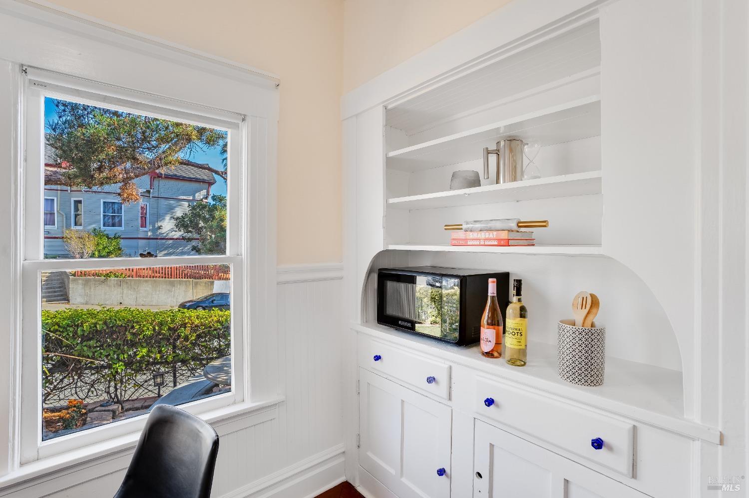 Detail Gallery Image 8 of 71 For 246 Carolina St, Vallejo,  CA 94590 - 3 Beds | 2 Baths