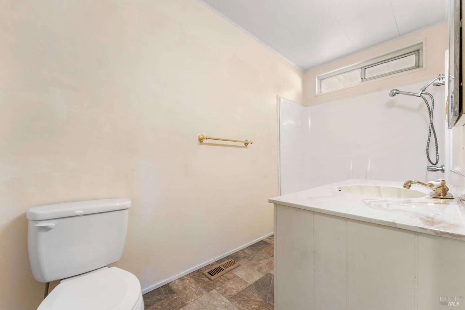 Detail Gallery Image 53 of 68 For 300 E H St #163,  Benicia,  CA 94510 - 3 Beds | 2 Baths