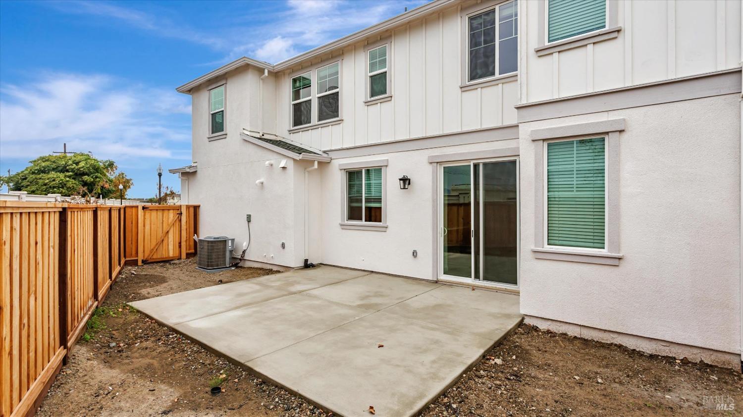 Detail Gallery Image 19 of 20 For 141 Clownfish St, Suisun City,  CA 94585 - 3 Beds | 2/1 Baths