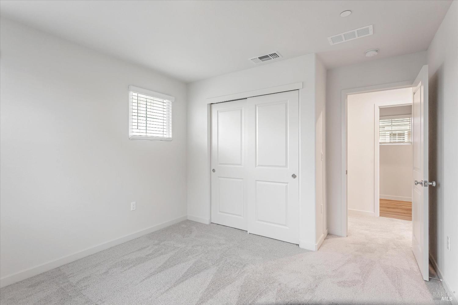 Detail Gallery Image 9 of 20 For 141 Clownfish St, Suisun City,  CA 94585 - 3 Beds | 2/1 Baths