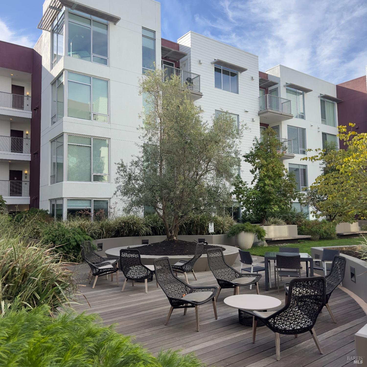 Detail Gallery Image 20 of 49 For 555 Ygnacio Valley Rd #133,  Walnut Creek,  CA 94596 - 2 Beds | 1/1 Baths