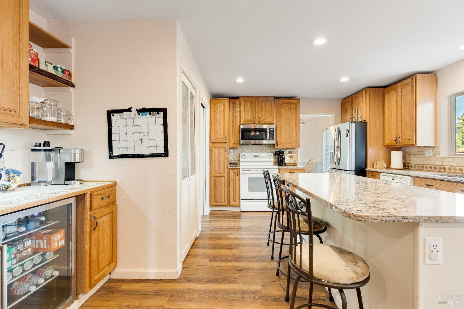 Detail Gallery Image 21 of 62 For 803 Tulare Cir, Suisun City,  CA 94585 - 4 Beds | 2/1 Baths