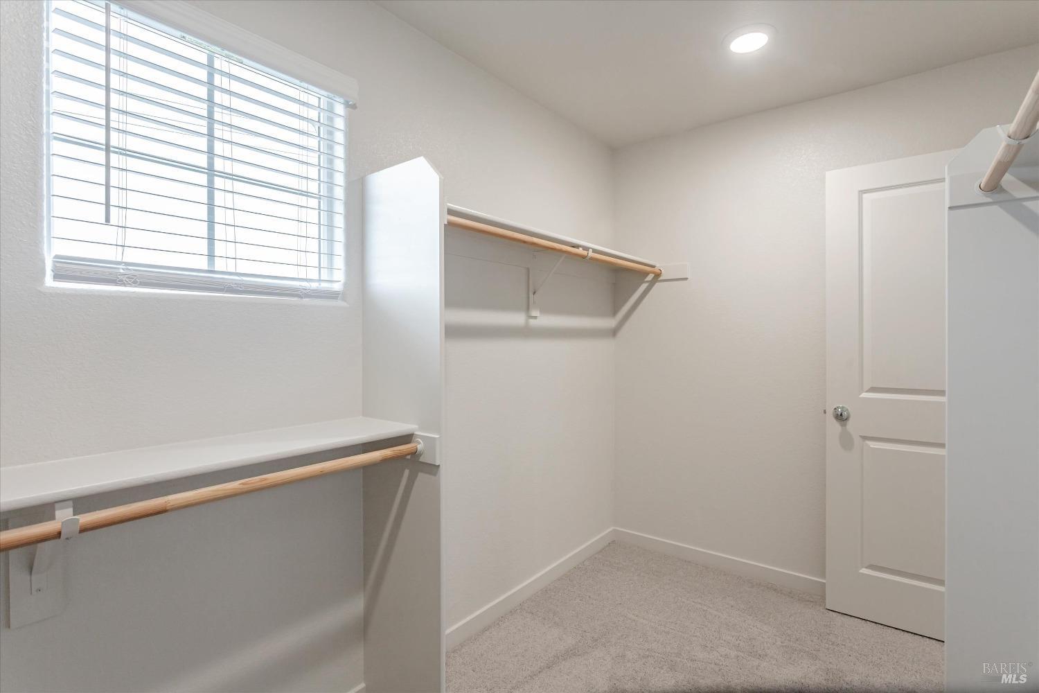 Detail Gallery Image 15 of 20 For 141 Clownfish St, Suisun City,  CA 94585 - 3 Beds | 2/1 Baths