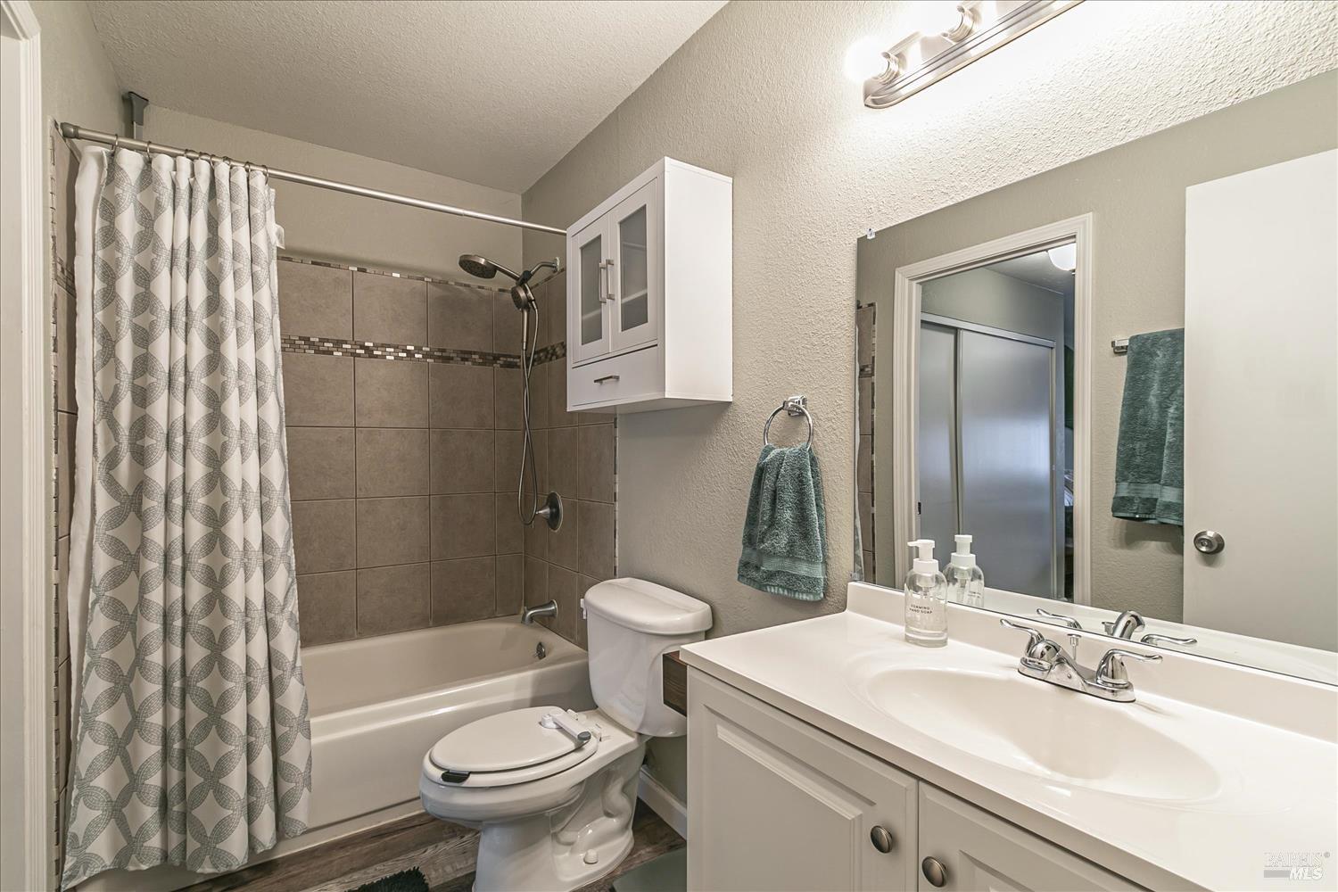 Detail Gallery Image 23 of 29 For 153 Del Rio Cir #4,  Vacaville,  CA 95687 - 3 Beds | 1 Baths