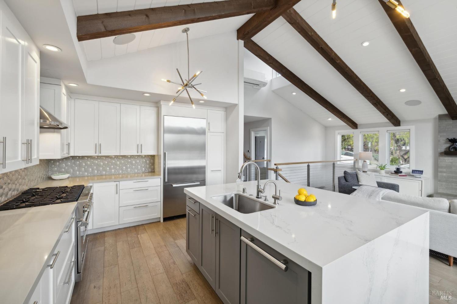 Detail Gallery Image 18 of 81 For 35 Bernard St, Mill Valley,  CA 94941 - 5 Beds | 3/1 Baths