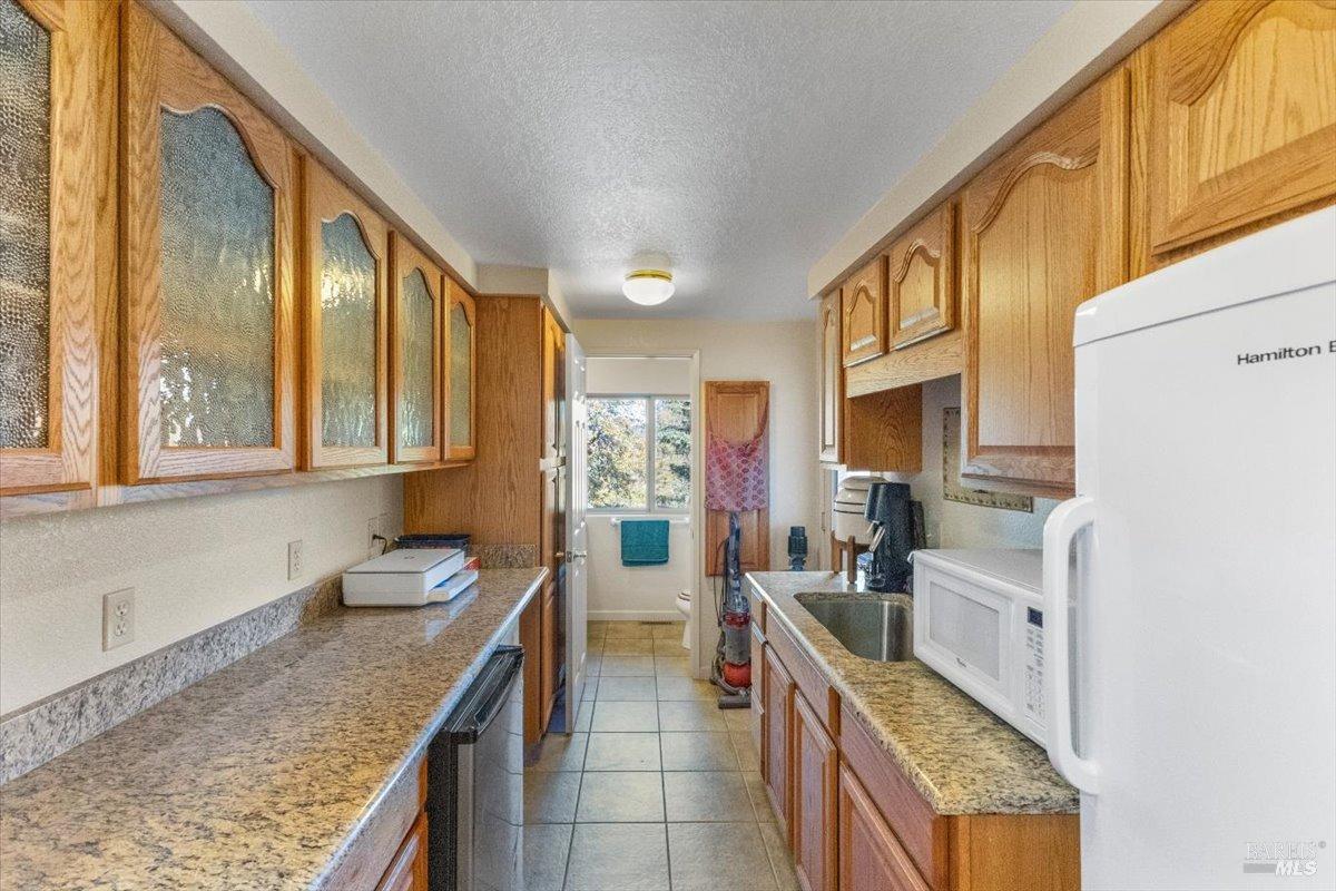 Detail Gallery Image 24 of 36 For 20320 Hollands Ln, Willits,  CA 95490 - 3 Beds | 2 Baths