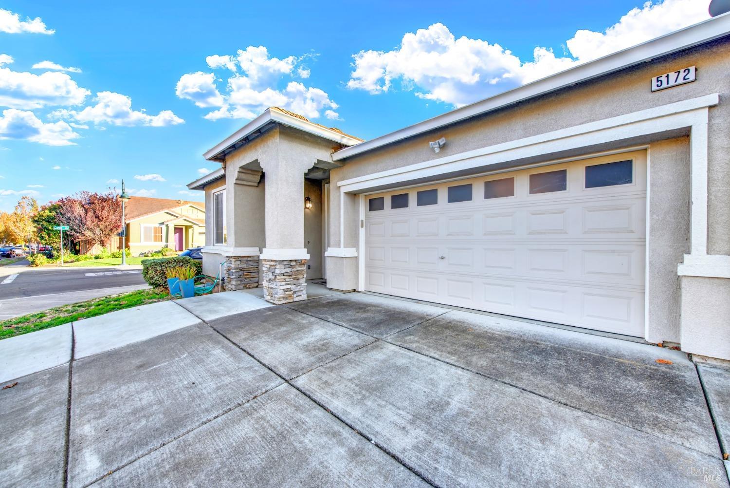 Detail Gallery Image 12 of 72 For 5172 Pond Side Way, Fairfield,  CA 94534 - 3 Beds | 2 Baths