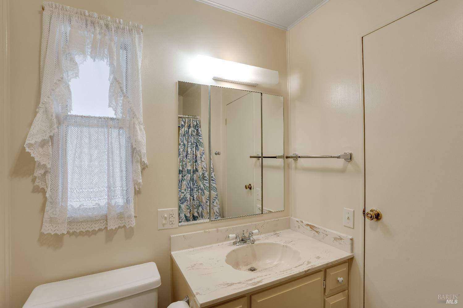 Detail Gallery Image 45 of 83 For 2331 Dalis Dr, Concord,  CA 94520 - 2 Beds | 2 Baths