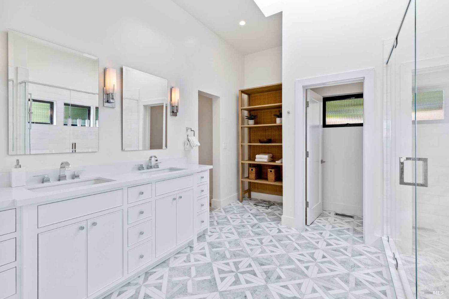 Detail Gallery Image 25 of 35 For 1069 Shadybrook Ln #3,  Napa,  CA 94558 - 4 Beds | 3/1 Baths