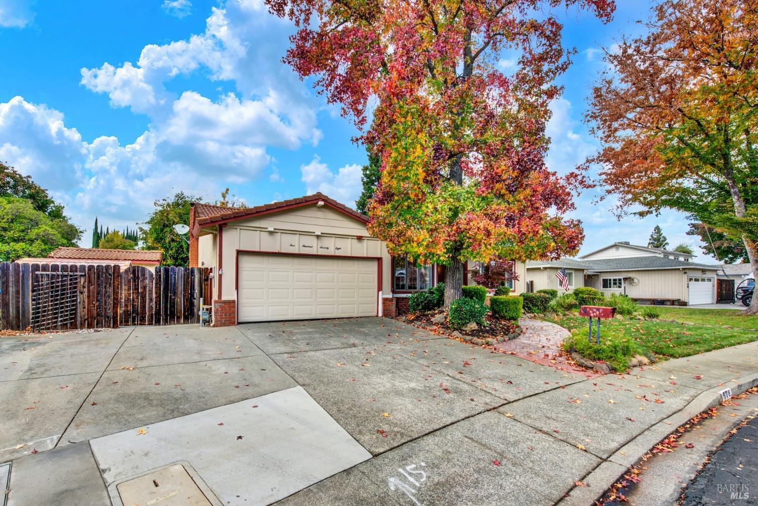 Detail Gallery Image 4 of 51 For 578 Parkridge Dr, Vacaville,  CA 95688 - 4 Beds | 2 Baths